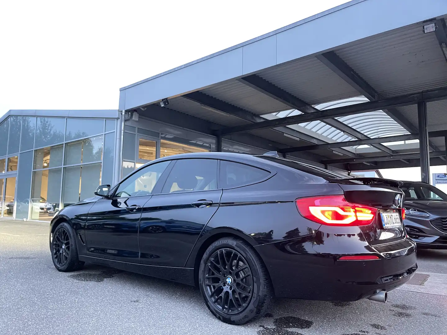 BMW 318 318d GT Aut. - 2
