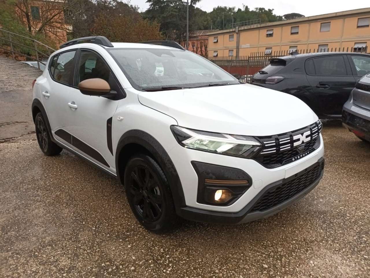 Dacia Sandero STEPWAY 1.0 TCE EXTREME ECO-G 100CV CAM