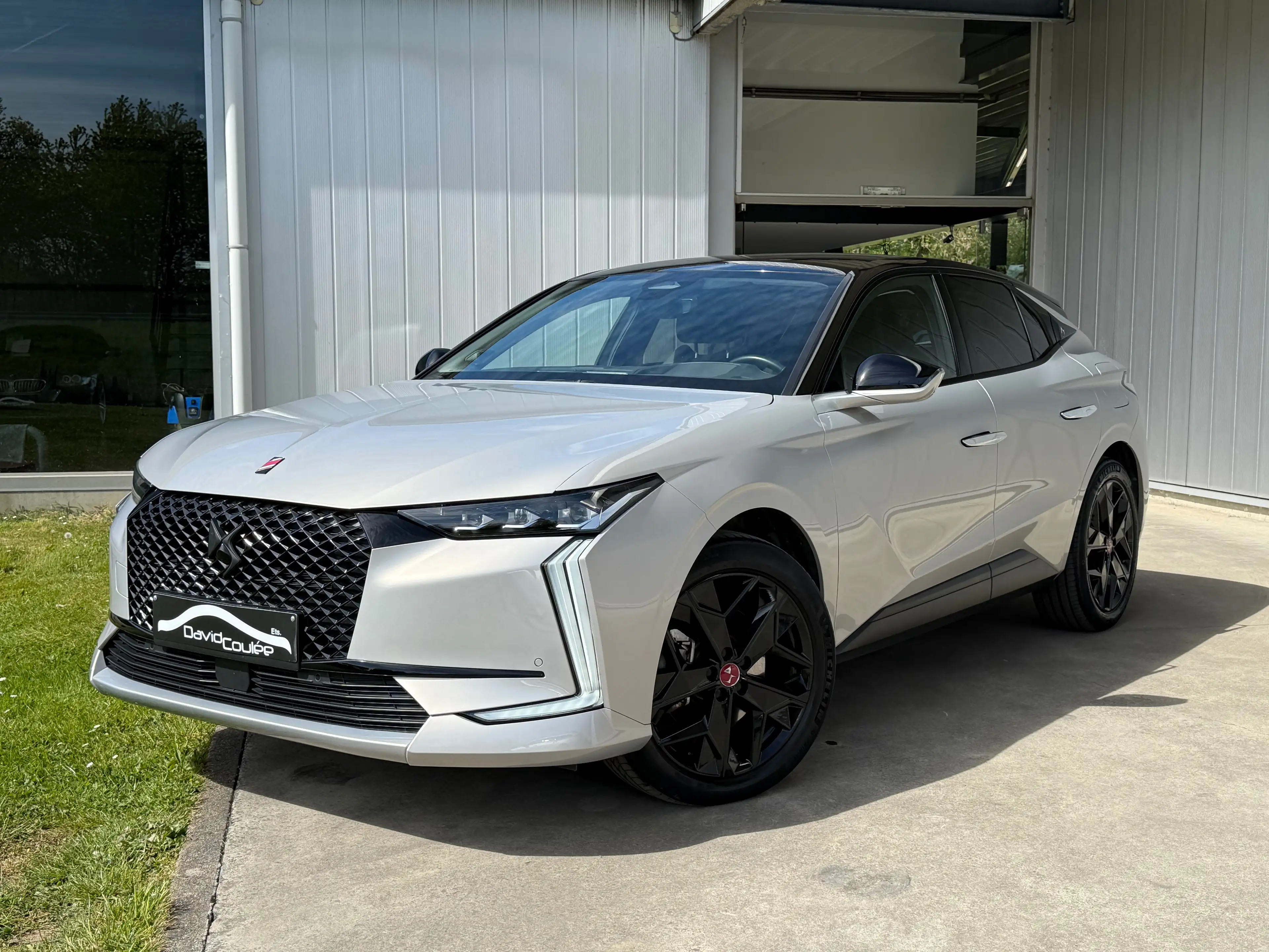 DS Automobiles DS 4 PHEV 1.6 E-TENSE Performance Line (165kw total)