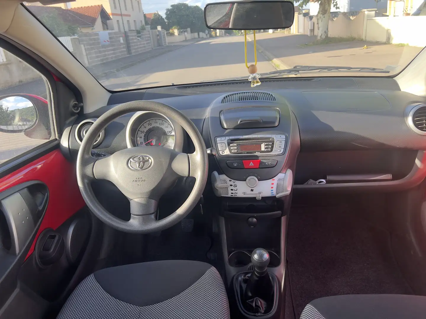 Toyota Aygo Aygo 1.0 VVT-i Style Edition - 2