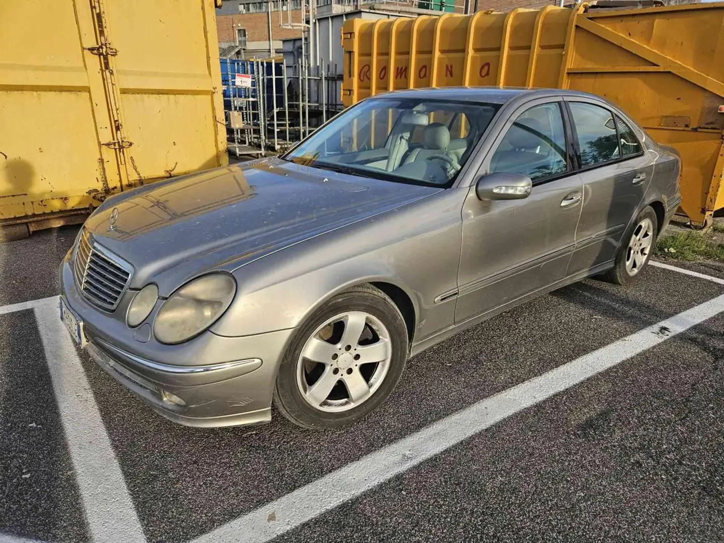 Mercedes-Benz E 270 CDI cat Avantgarde Bronze - 1