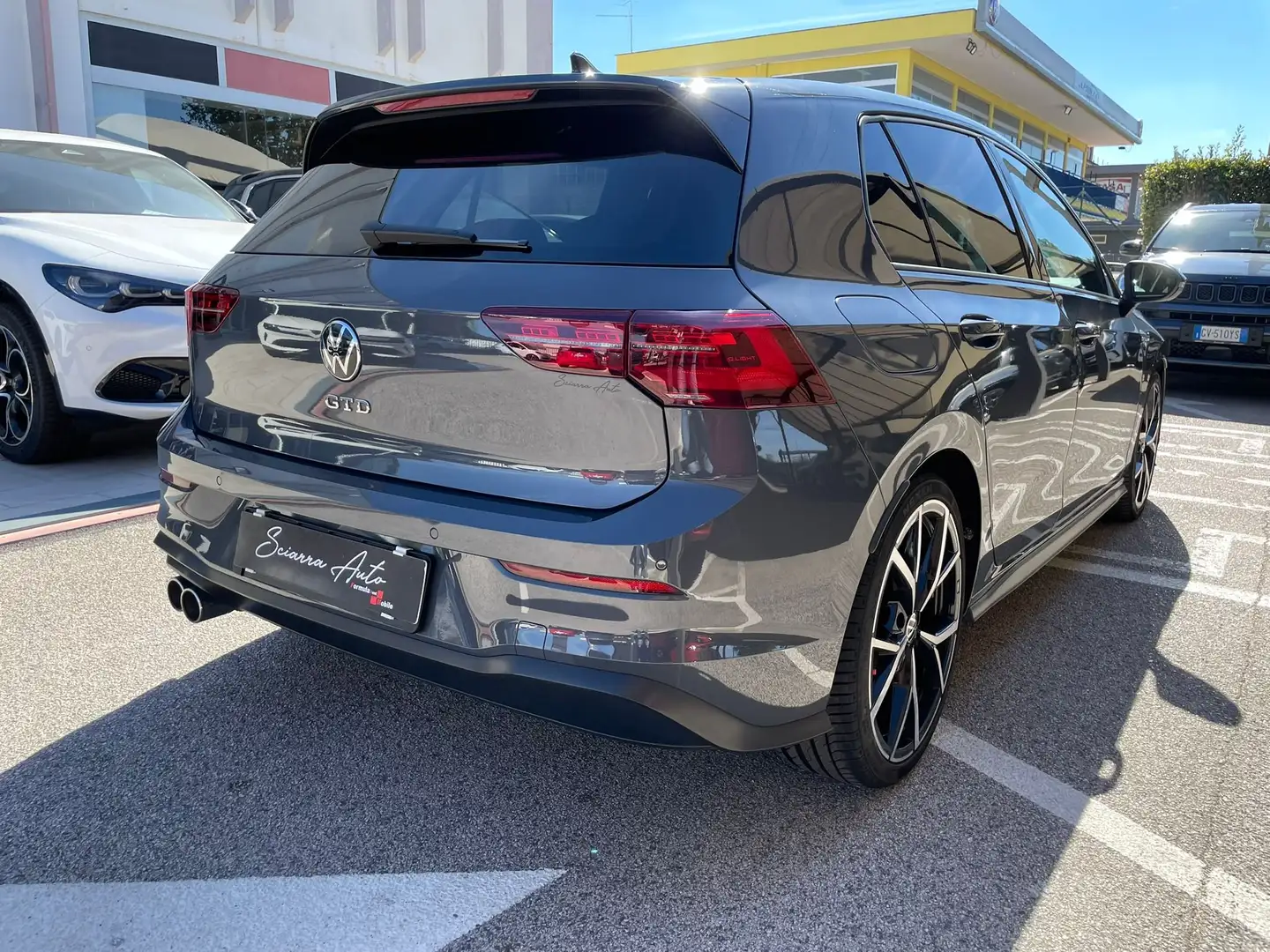 Volkswagen Golf GTD 2.0 TDI GTD DSG *HARMAN KARDON* R WHEELS Grigio - 2