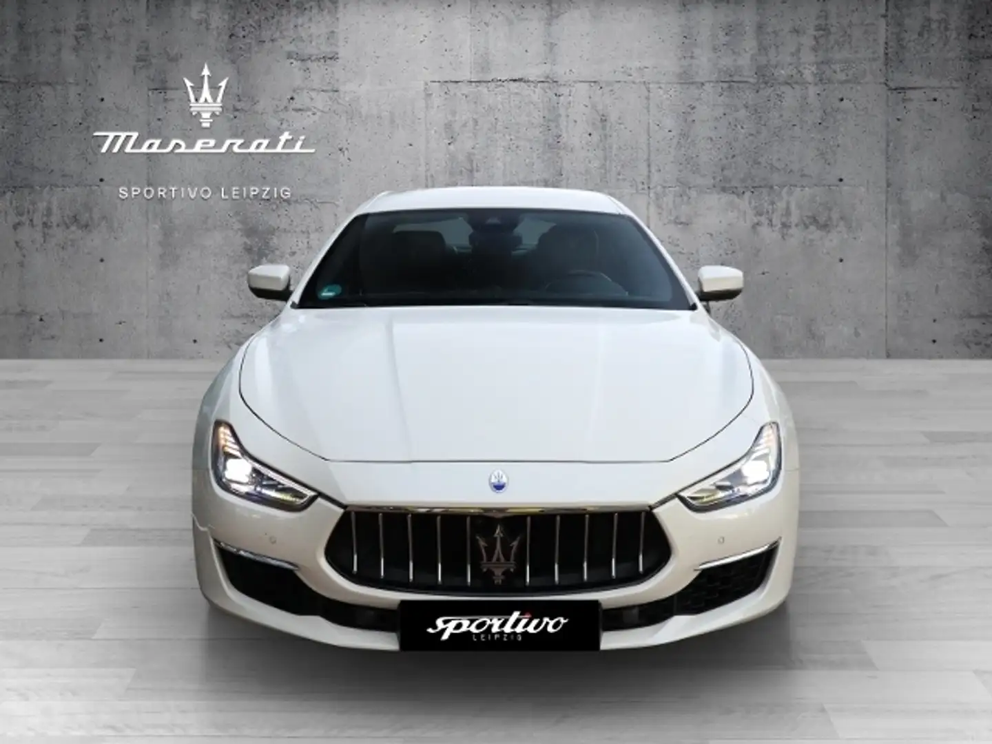 Maserati Ghibli GranLusso Diesel White - 1