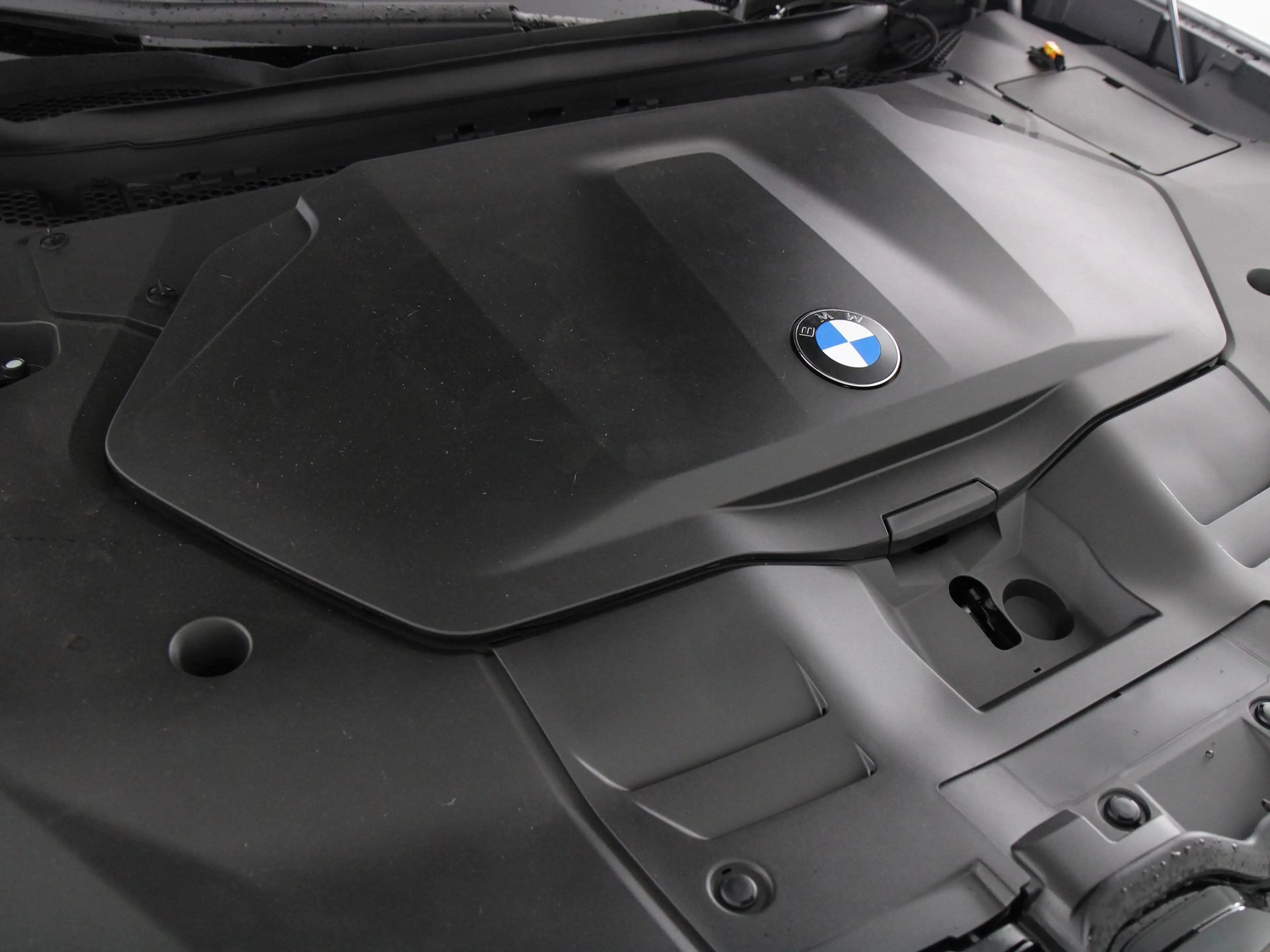 BMW iX3 40 eDrive 83 kWh M Sport Pro | Harman Kardon audio — photo 3