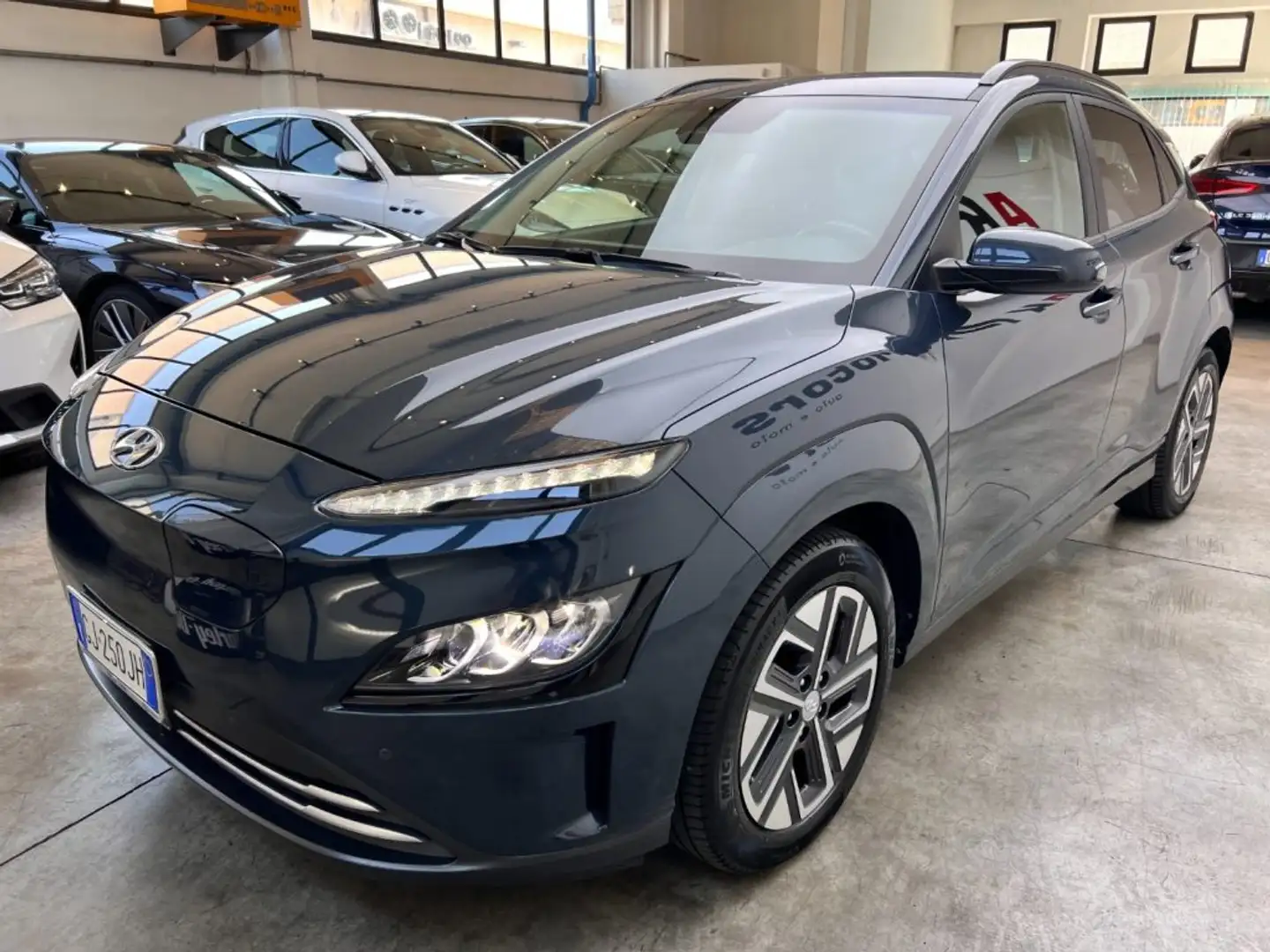 Hyundai KONA EV 64 kWh XLine Grigio - 2