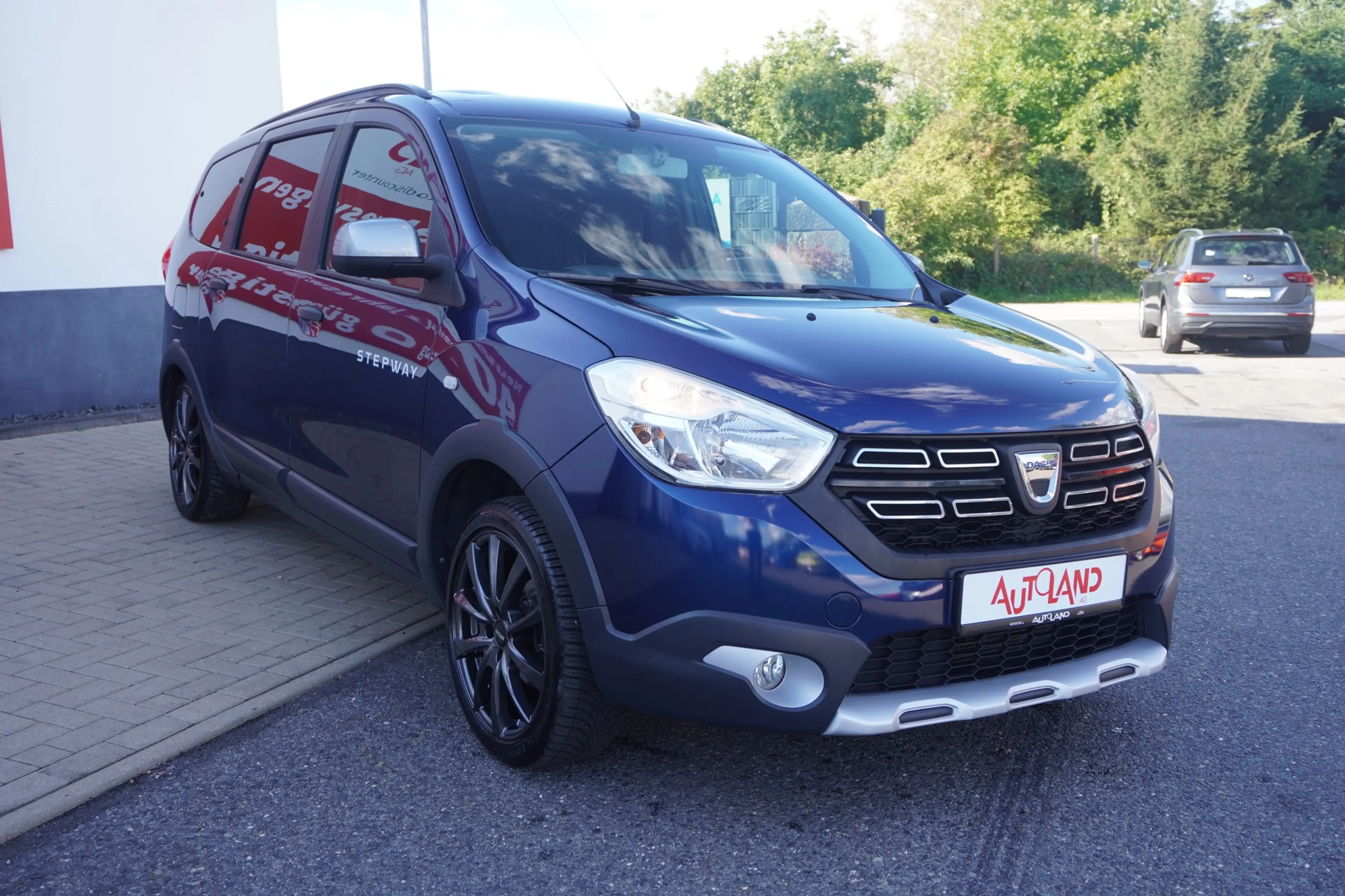 Dacia Lodgy 1.6 SCe Stepway Klima Navi Kamera 7-Sitzer — photo 8