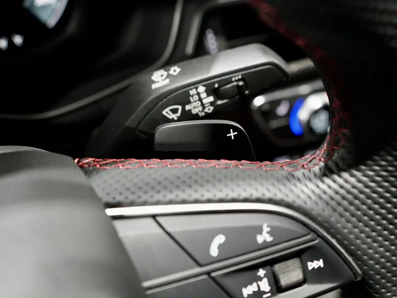 Audi S4 снимка Audi S4
