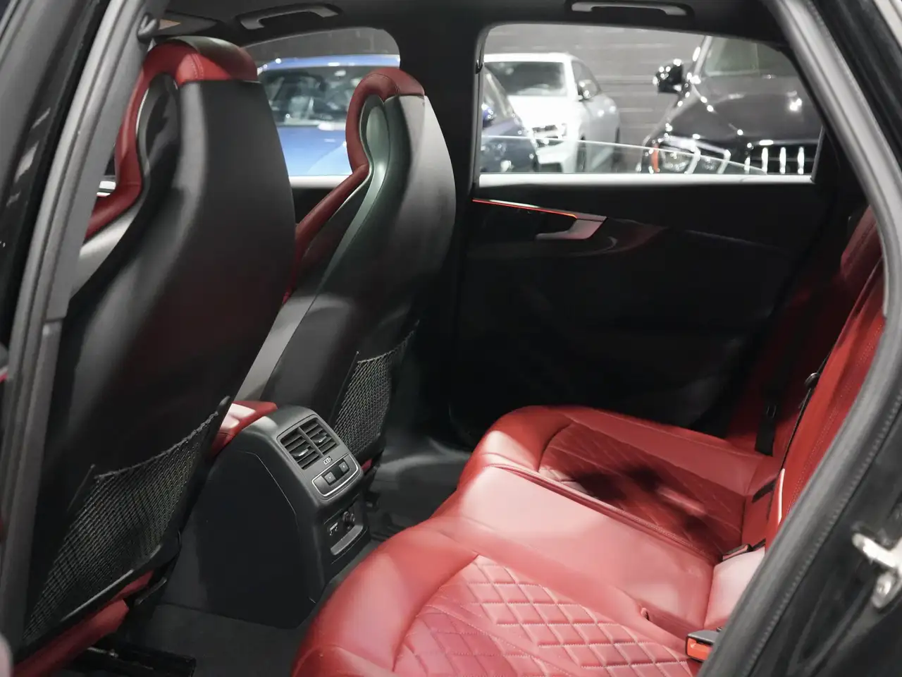 Audi S4 снимка Audi S4