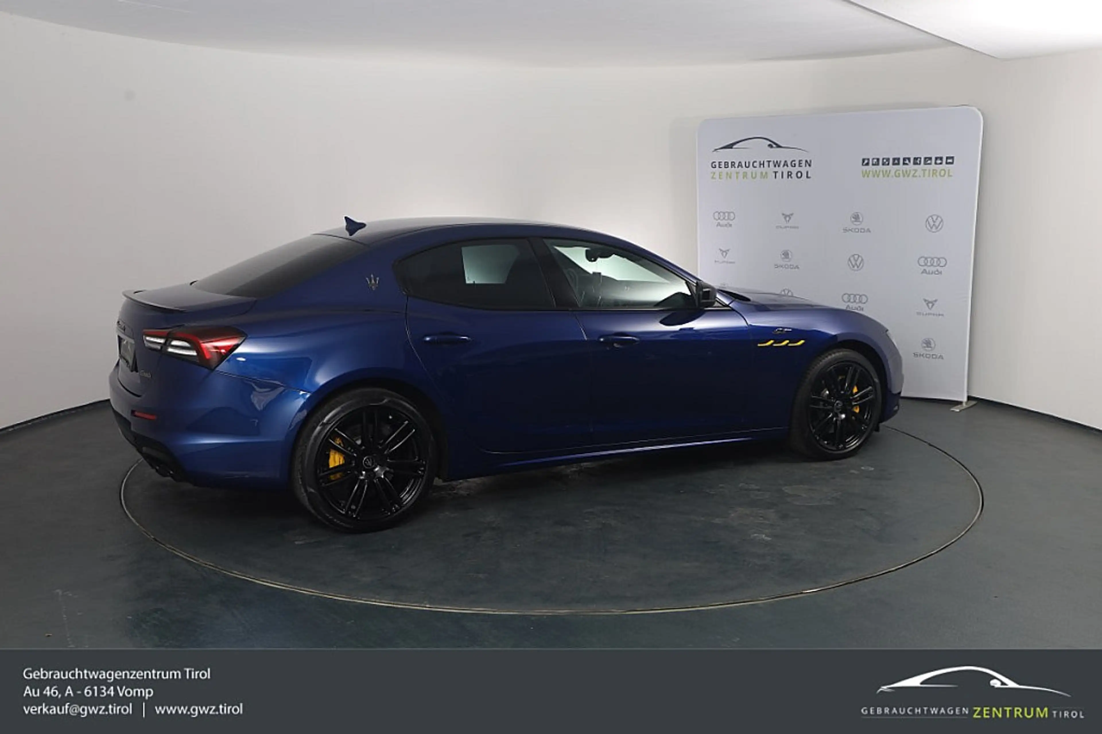 Maserati Ghibli GT Hybrid Assistenzpaket Nerissimopaket Vollaus... — photo 6