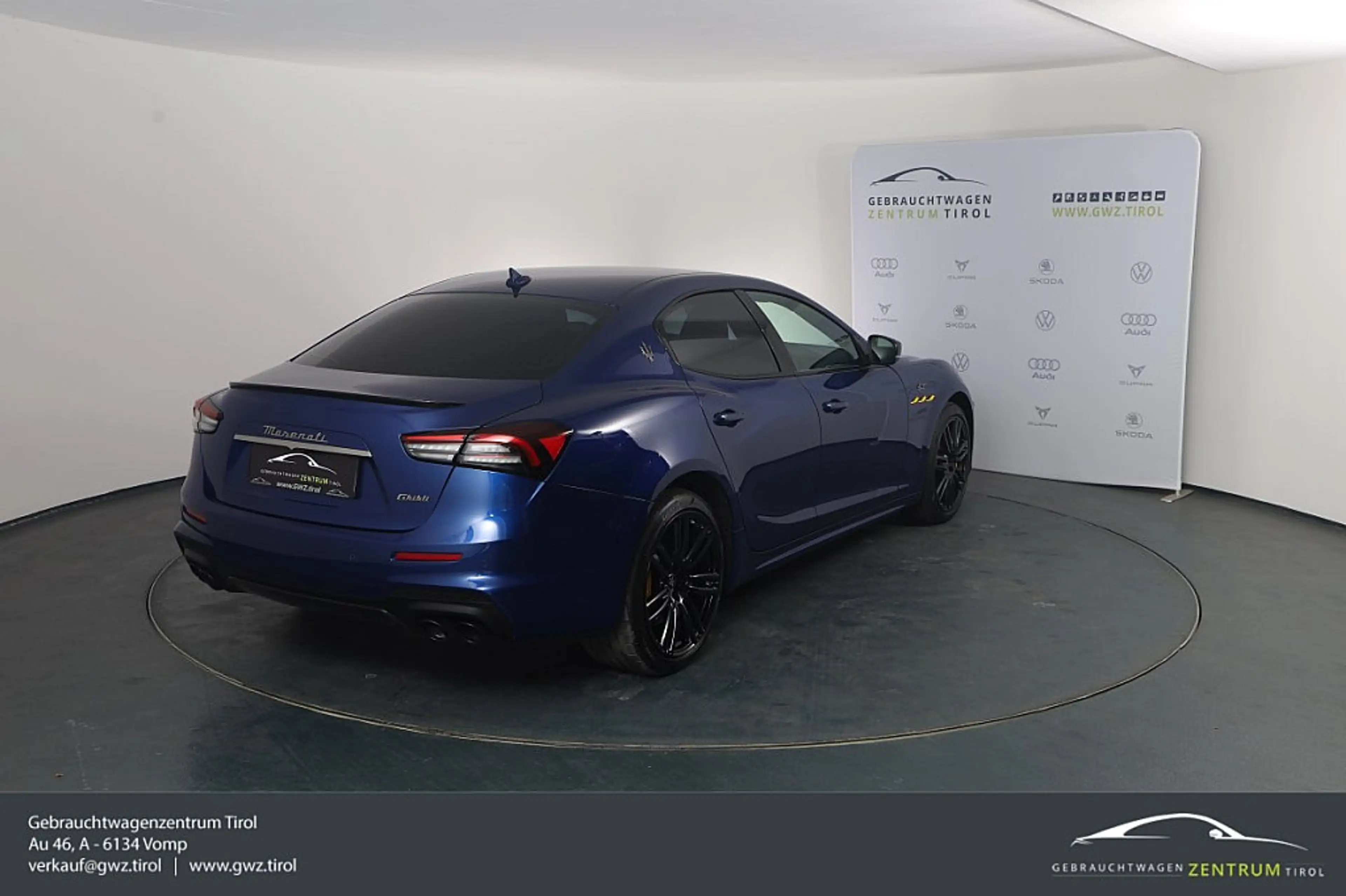 Maserati Ghibli GT Hybrid Assistenzpaket Nerissimopaket Vollaus... — photo 7