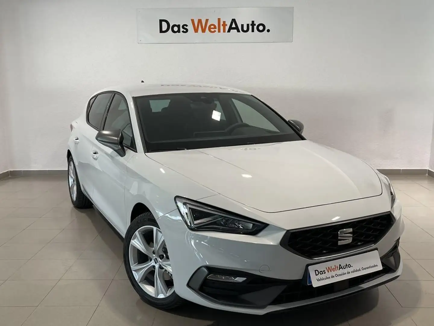 SEAT Leon 1.5 TSI S&S FR 25º Aniversario 115 Wit - 1