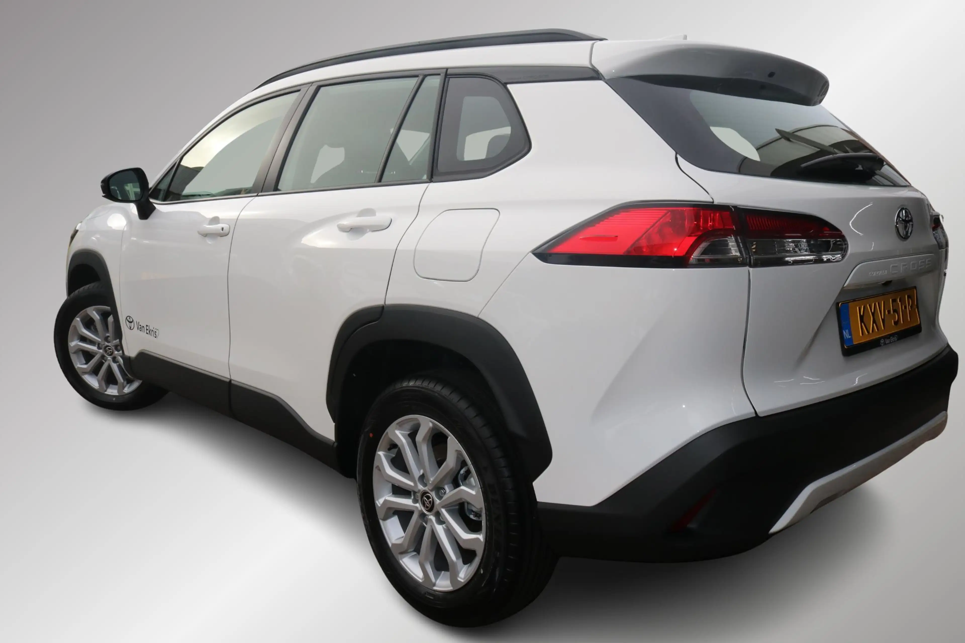 Toyota Corolla Cross Hybrid 140 Active Automatische inklapbare zijspieg — photo 5