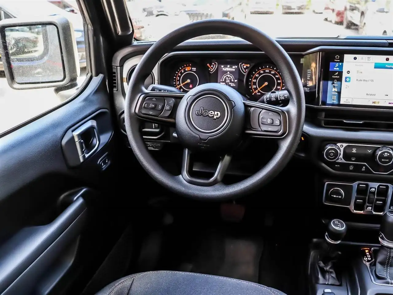 Jeep Wrangler снимка Jeep Wrangler