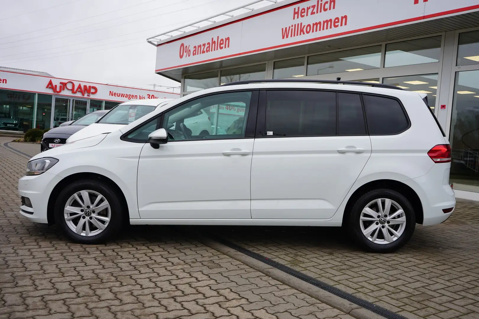 Volkswagen Touran 2.0 TDI Comfortline Sitzheizung Kamera Weiß - 2