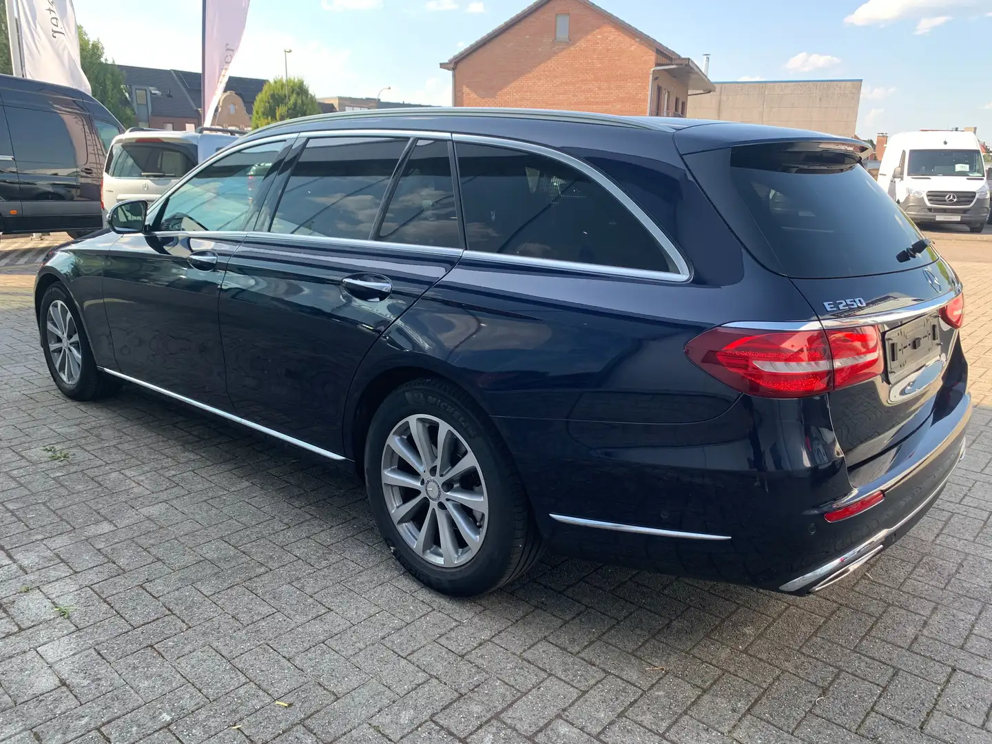 Mercedes-Benz E 250 E 250 Break 9G-TRONIC Exclusive Full Option Bleu - 2