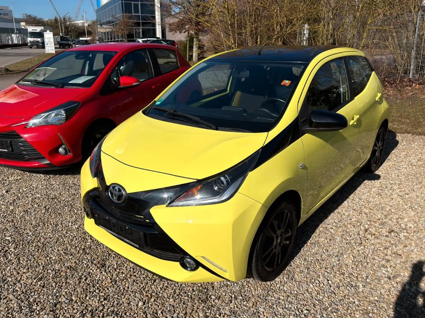 Toyota Sonstige AYGO 1.0 5-türig x-cite Gelb - 1