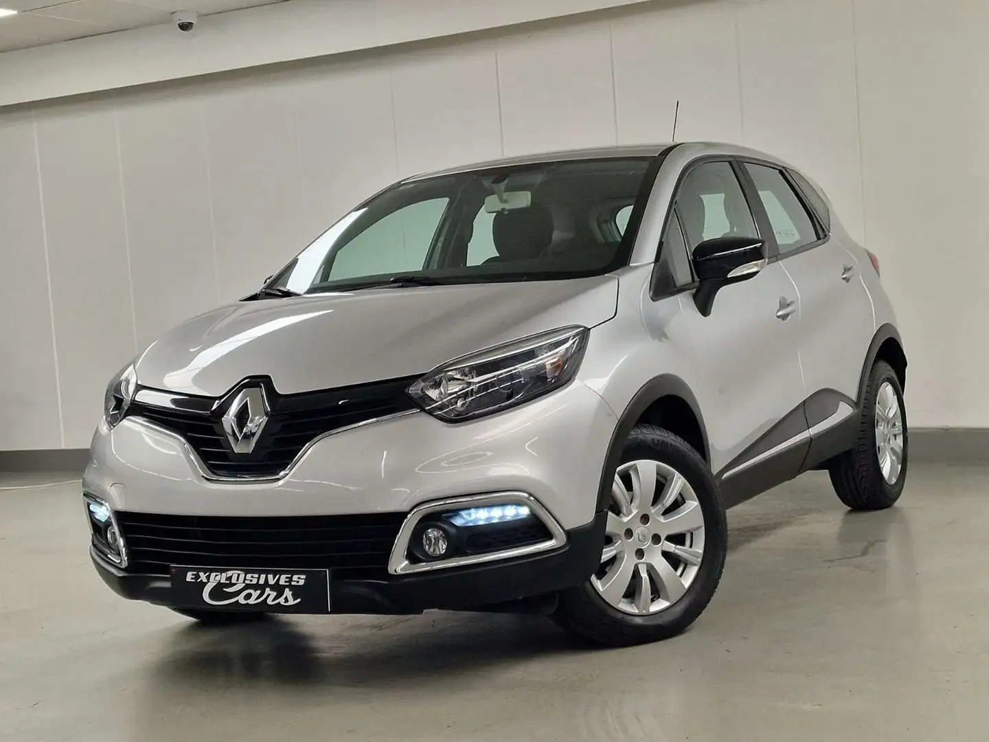 Renault Captur 0.9 TCE 90CV  29000KM  1ere MAIN  CLIM RADAR Argent - 1