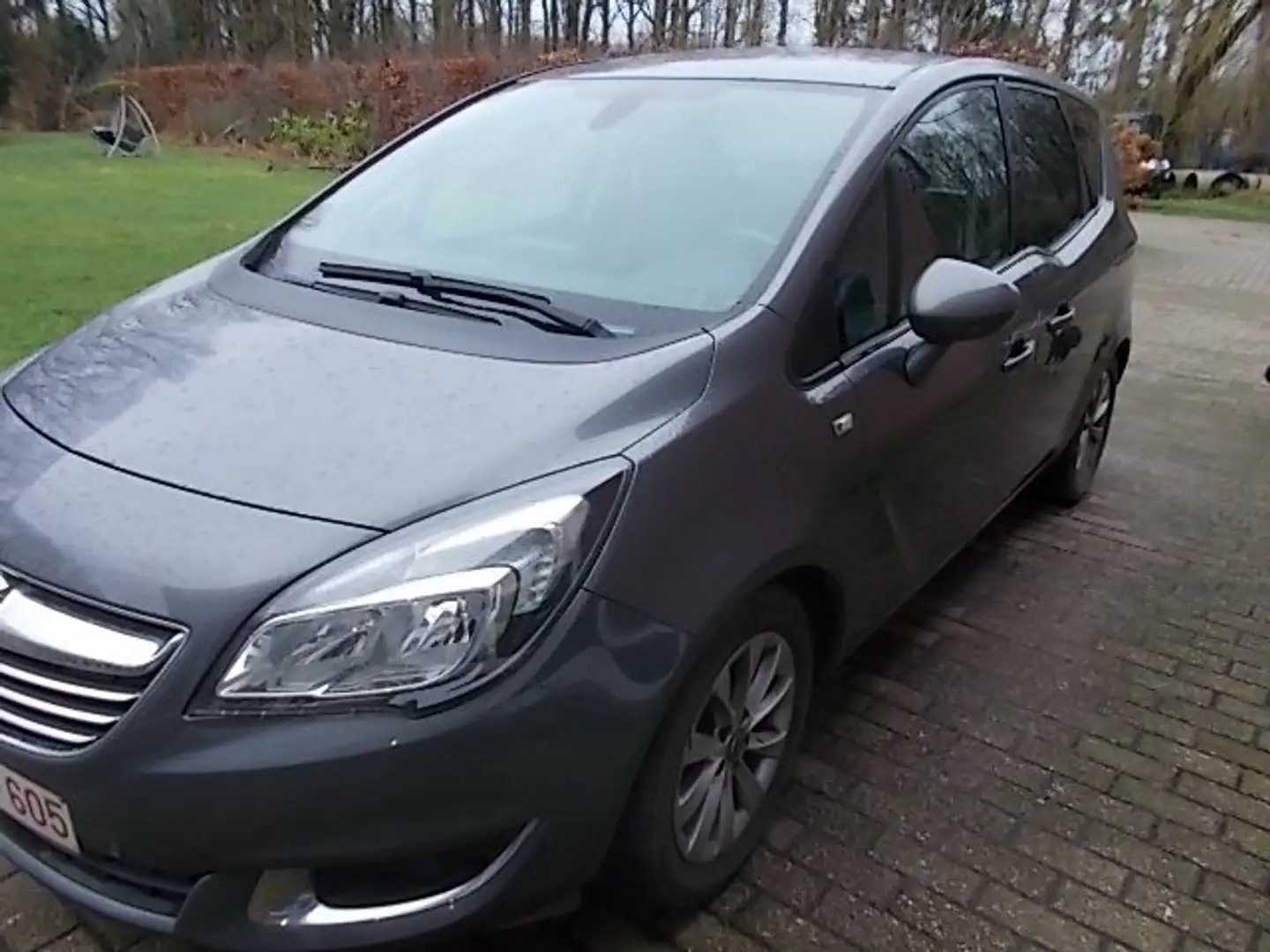 Opel Meriva 1.4i Ultimate Edition Grau - 1