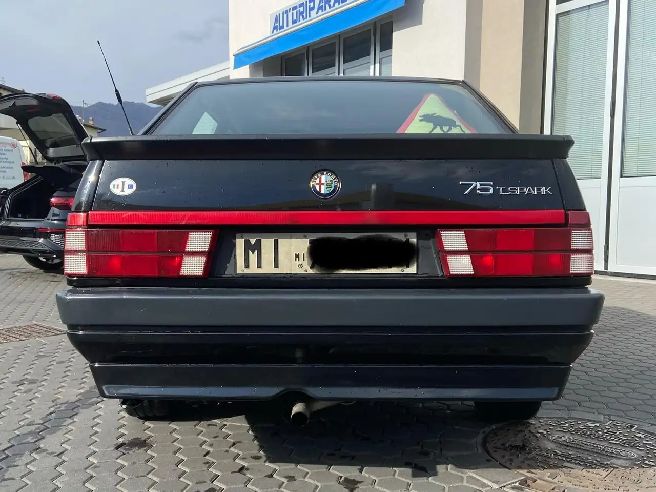 Alfa Romeo 75 2.0i ts, foto 5