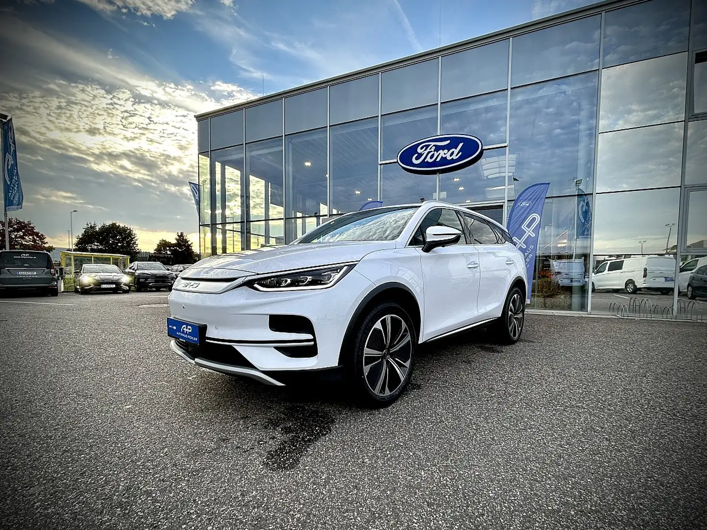 BYD Tang Flagship Facelift 108,8 kWh 517PS GEWERBE AKTION Чёрный - 2