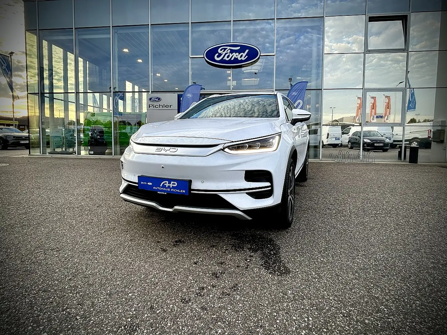 BYD Tang Flagship Facelift 108,8 kWh 517PS GEWERBE AKTION Чёрный - 1