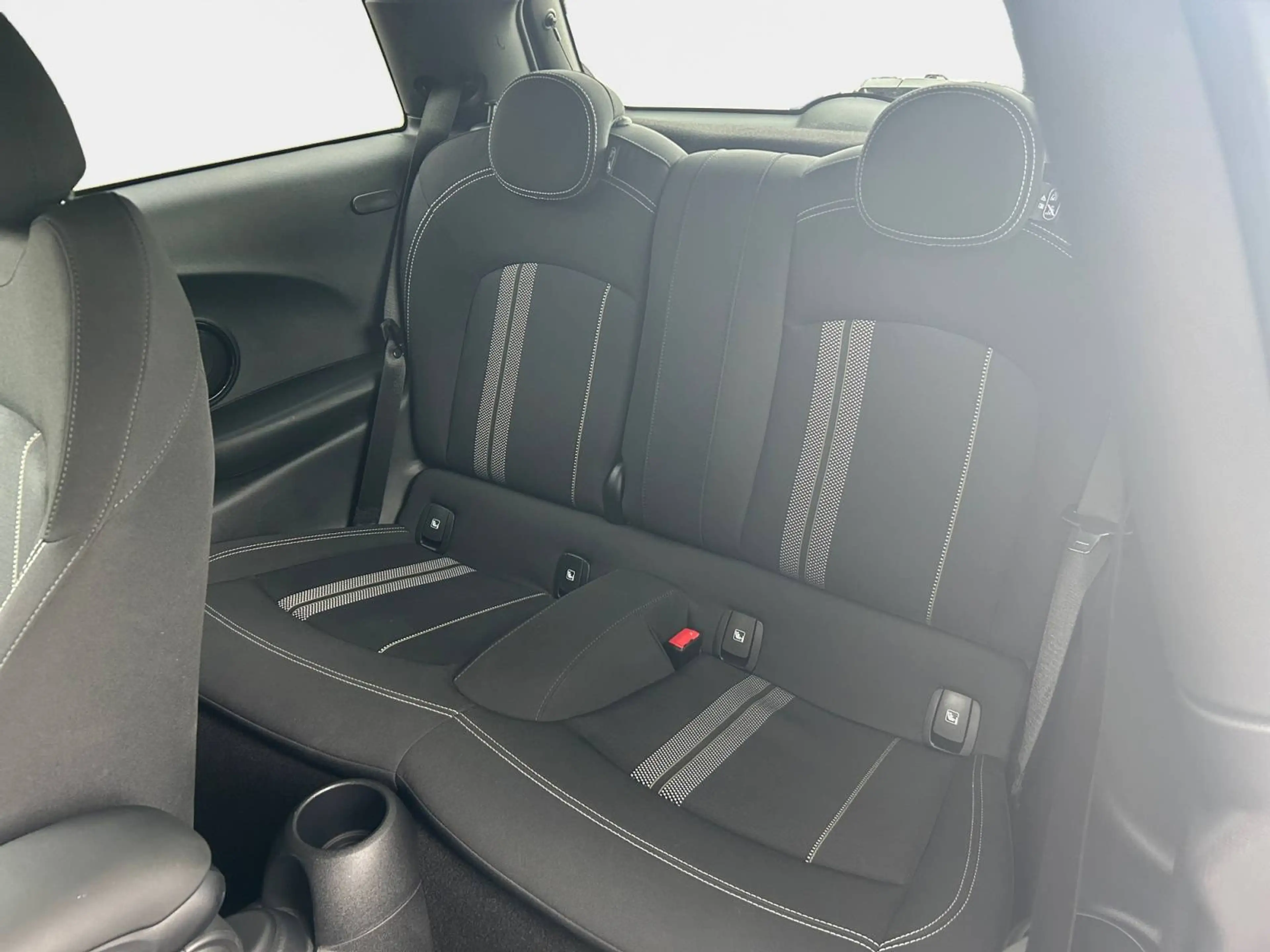 MINI Cooper SE Cooper SE Electric Collection — photo 14
