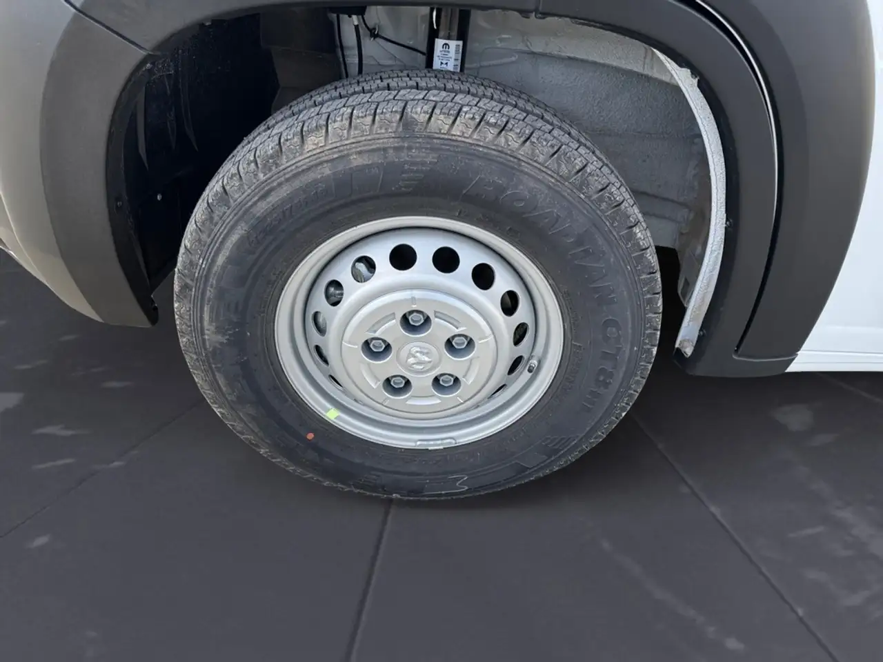 RAM ProMaster 3500 снимка RAM ProMaster 3500