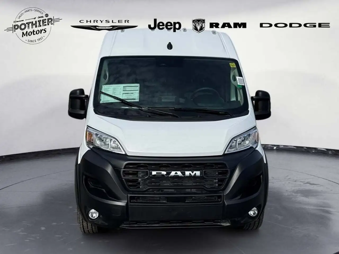 RAM ProMaster 3500 снимка RAM ProMaster 3500