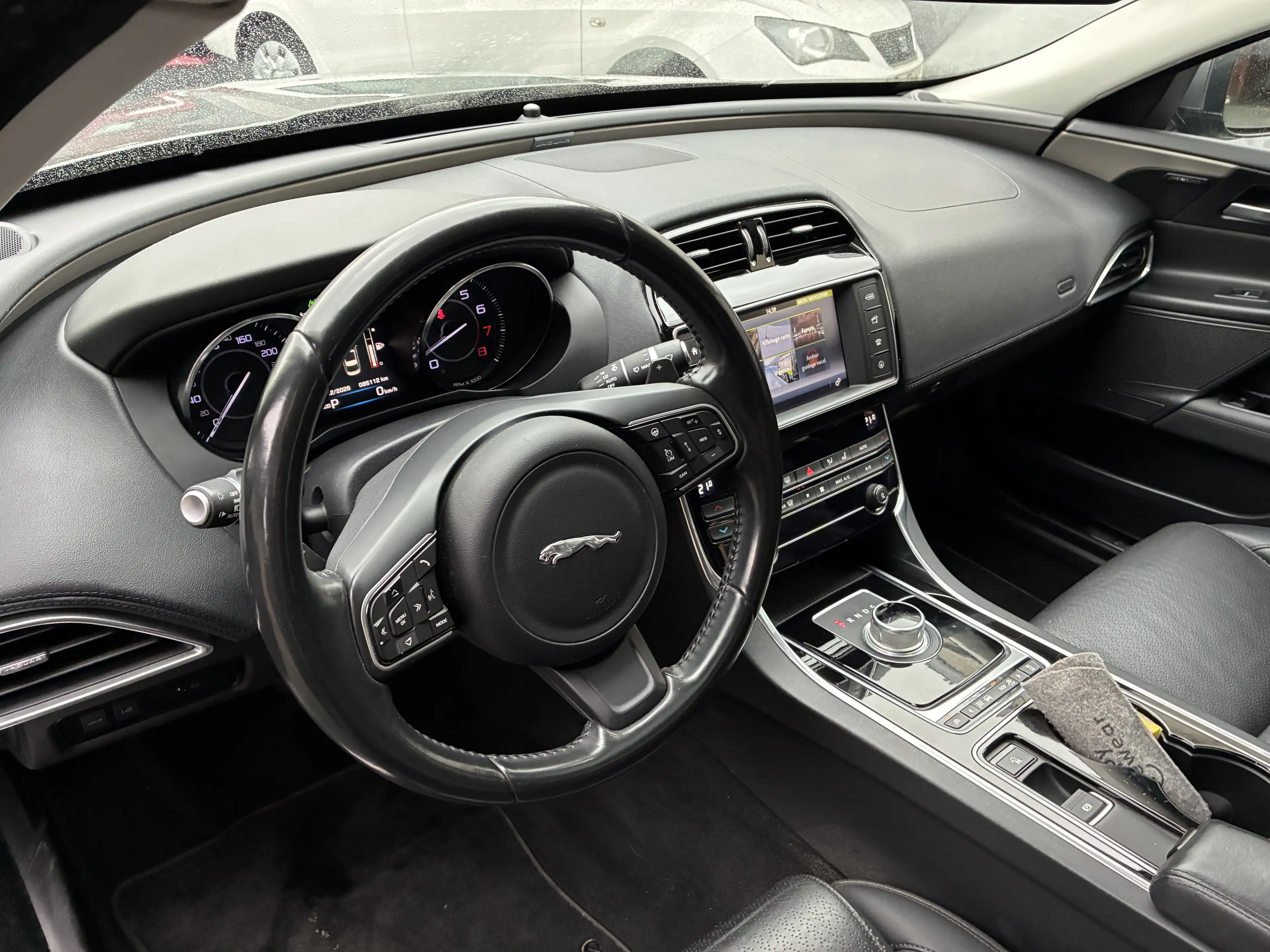 Jaguar XE XE 2.0 AUT. 25T Portfolio — photo 12