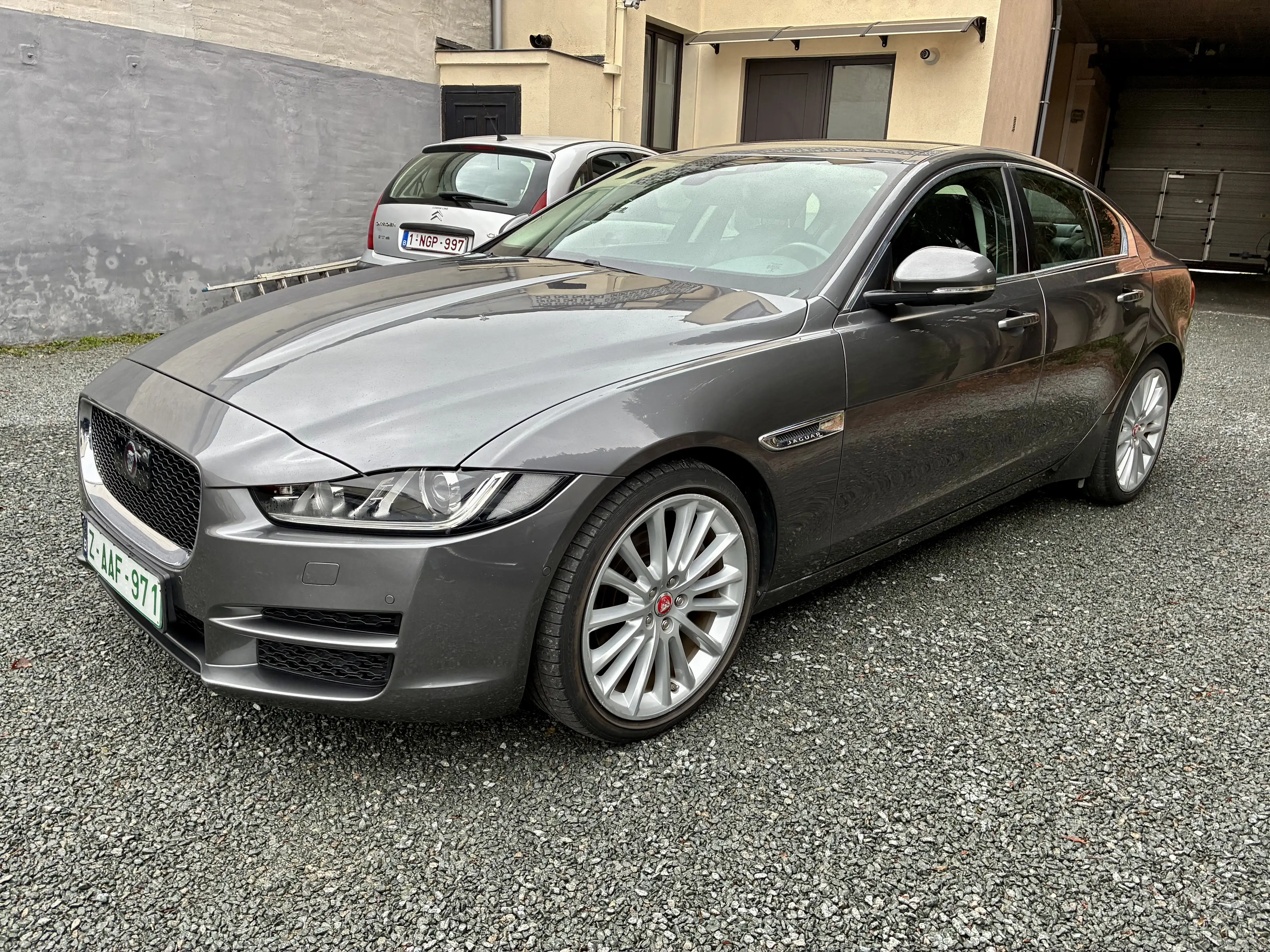 Jaguar XE XE 2.0 AUT. 25T Portfolio