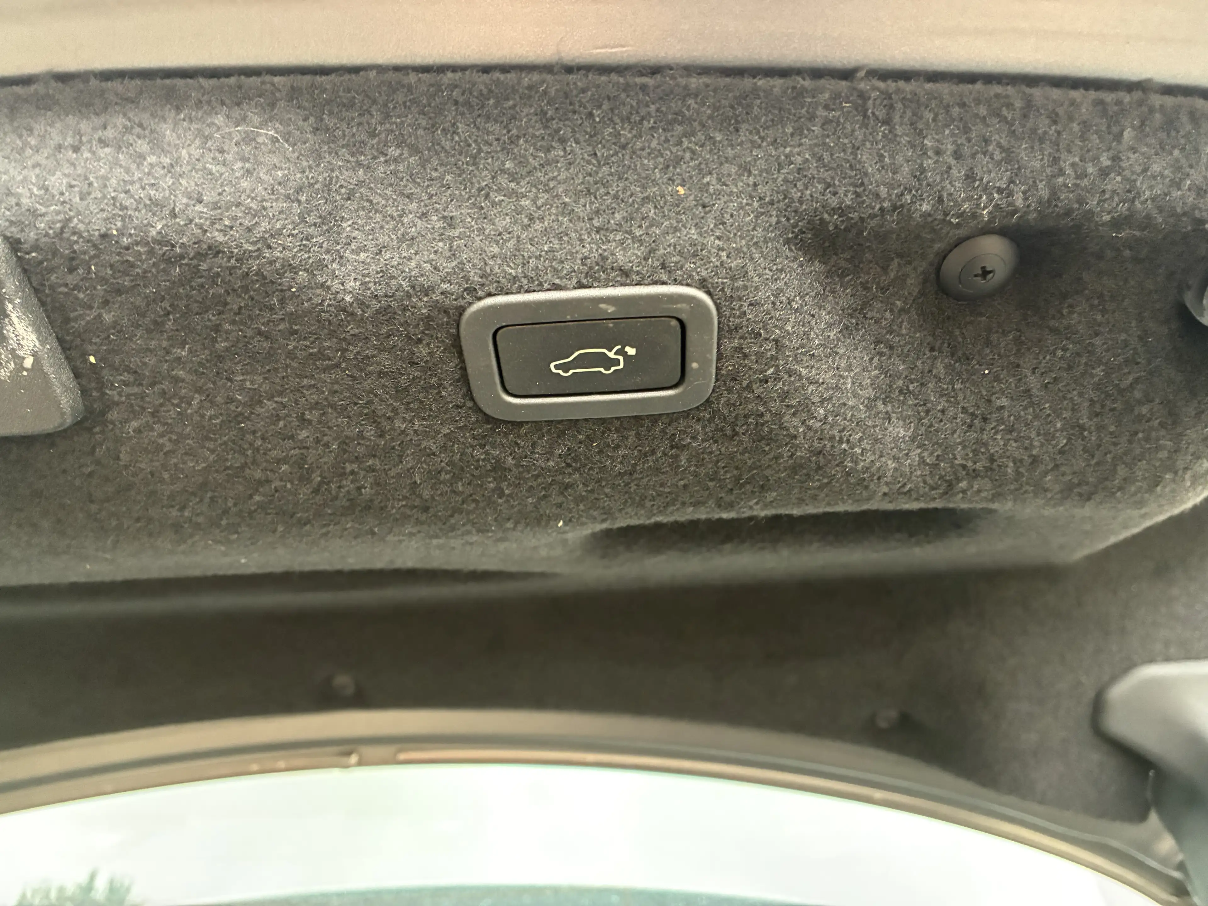 Jaguar XE XE 2.0 AUT. 25T Portfolio — photo 11