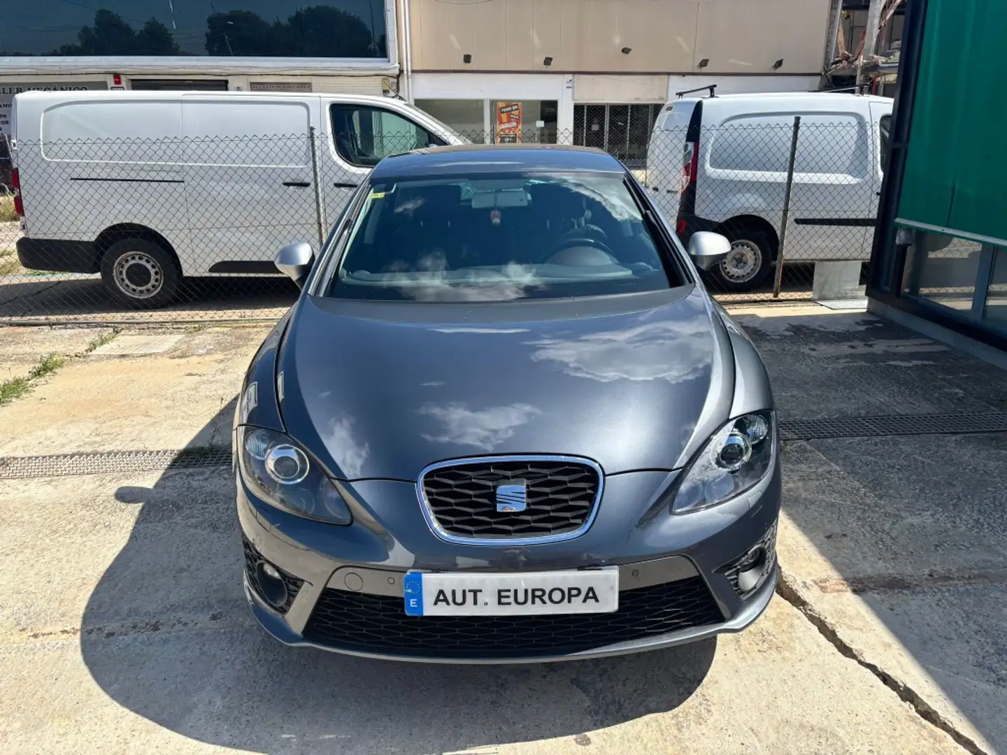 SEAT Leon 2.0 FR Gris - 2