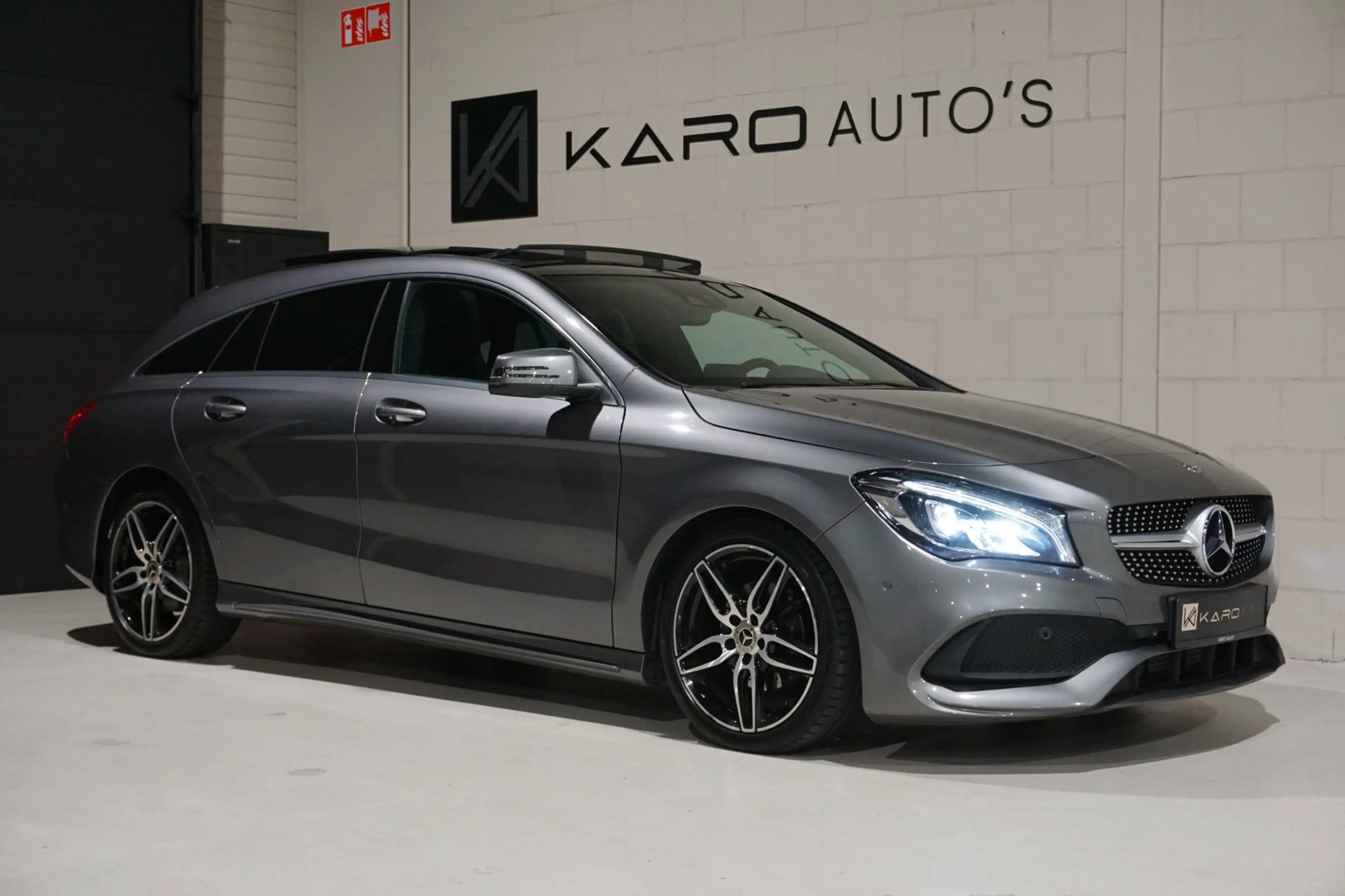 Mercedes-Benz CLA 180 Shooting Brake 180AMG Pano Leer Cam — photo 3