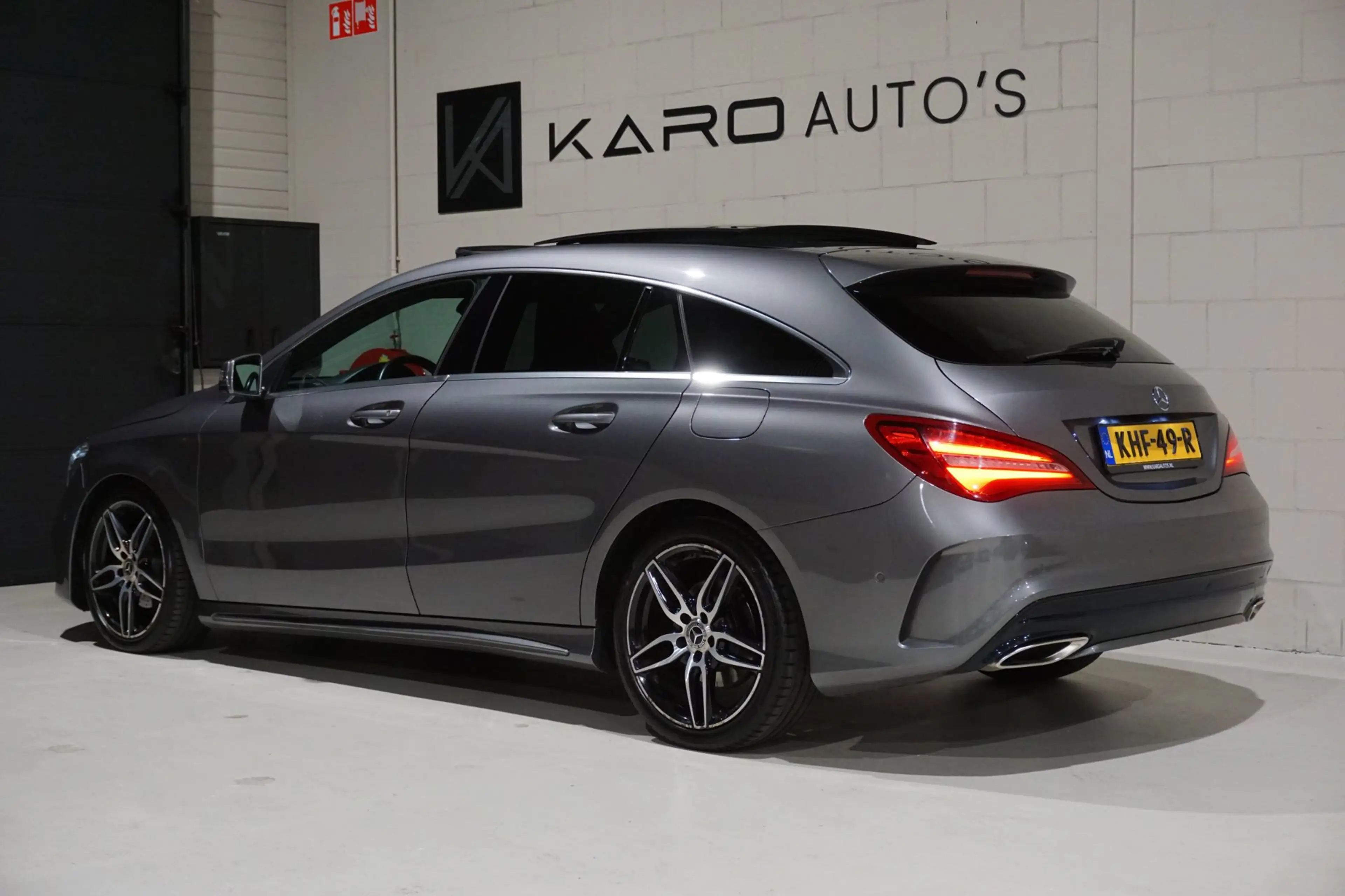 Mercedes-Benz CLA 180 Shooting Brake 180AMG Pano Leer Cam — photo 4