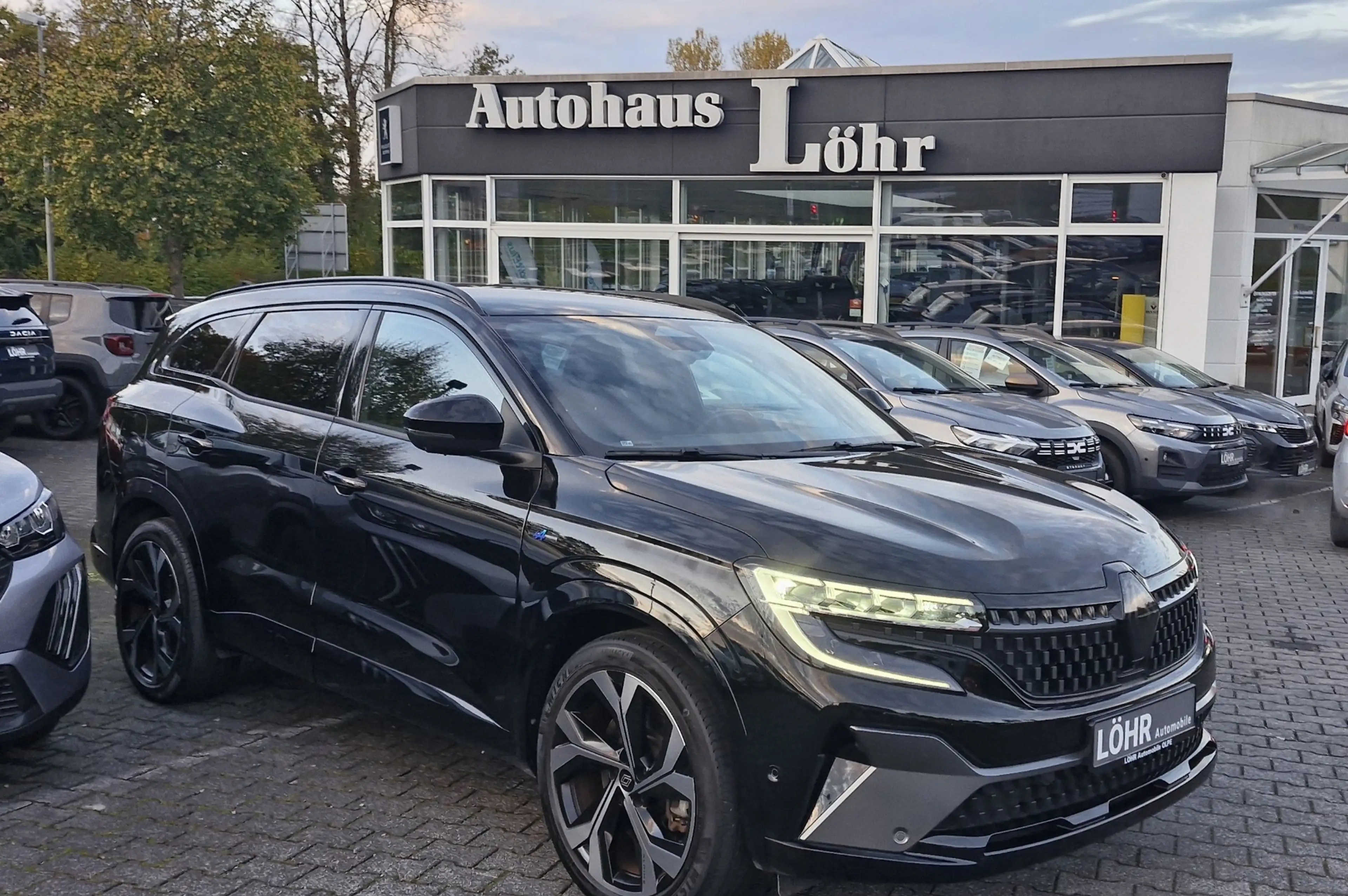 Renault Espace Esprit Alpine E-Tech Hybrid 200 — photo 14