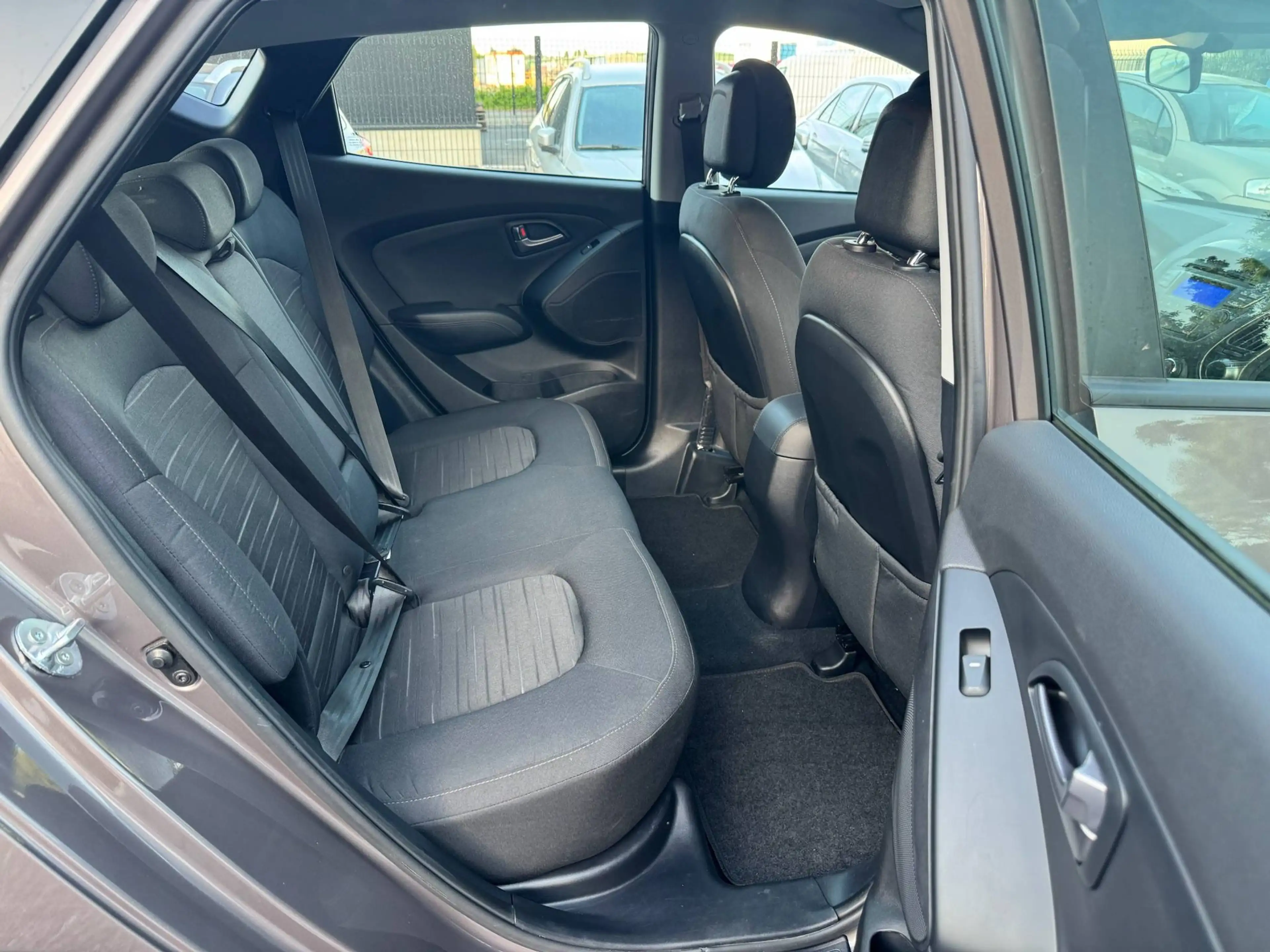 Hyundai iX35 1.6 Gdi 28.000km! CLIM/JANTES/V.E./ 1er Prop. Carnet GAR12 mois — photo 8