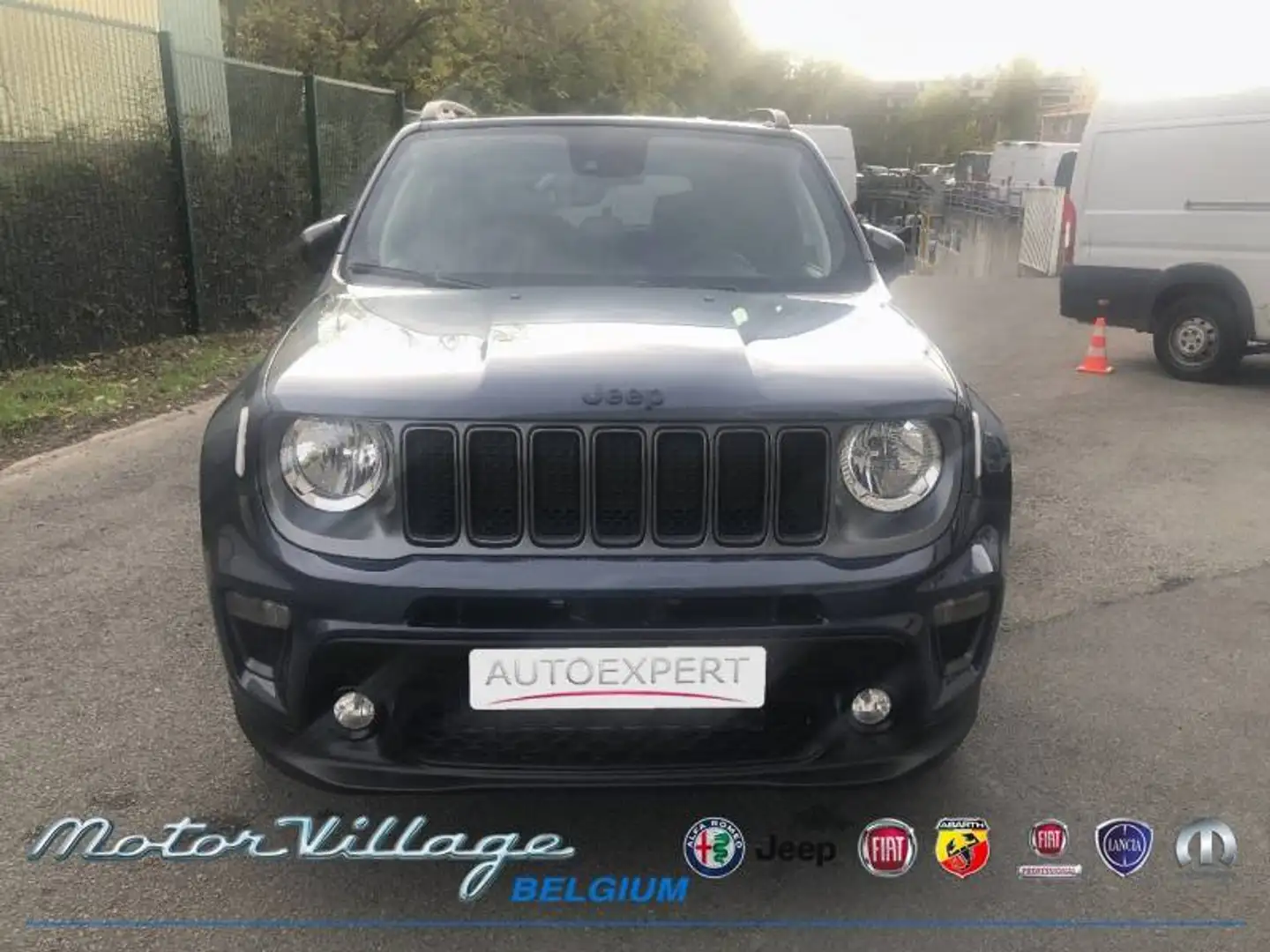 Jeep Renegade 1 1.3 Turbo T4 240 4xe ATX S Blauw - 2