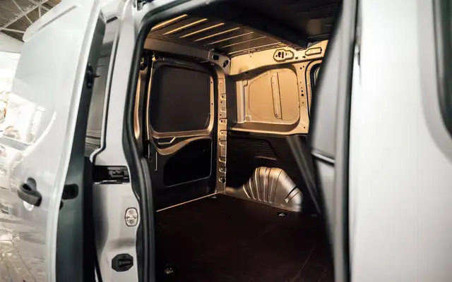 Opel Combo view 9