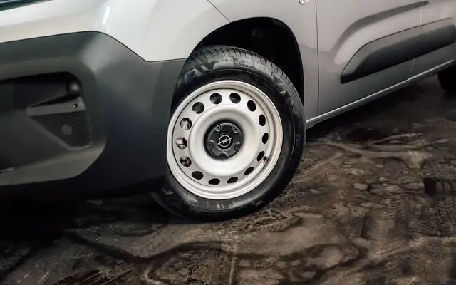 Opel Combo view 6