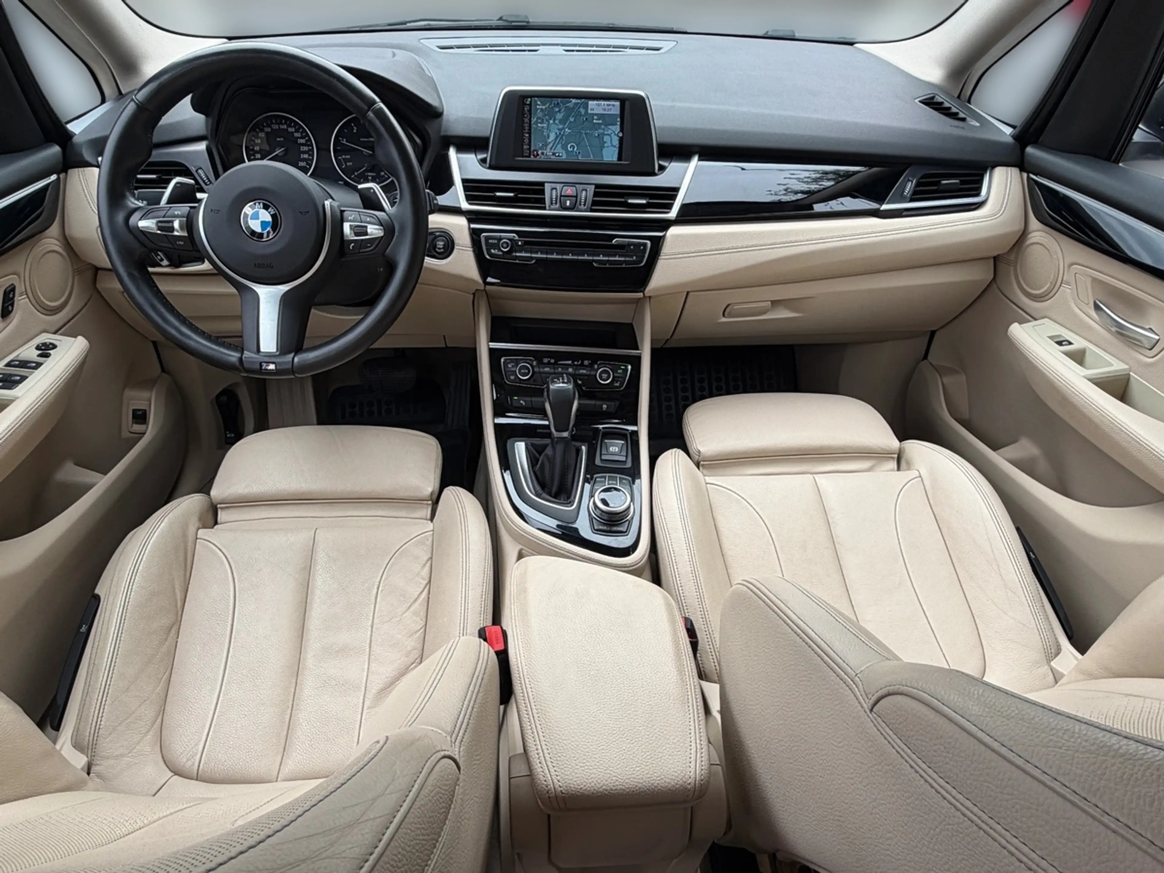 BMW 218 218d Gran Tourer Sport/M-Paket/Aut./Garantie — photo 8