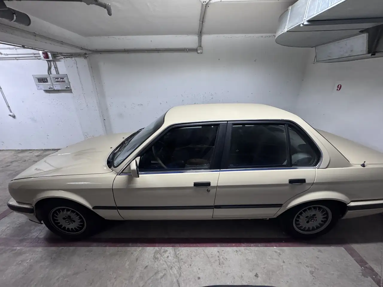BMW 318i, foto 3