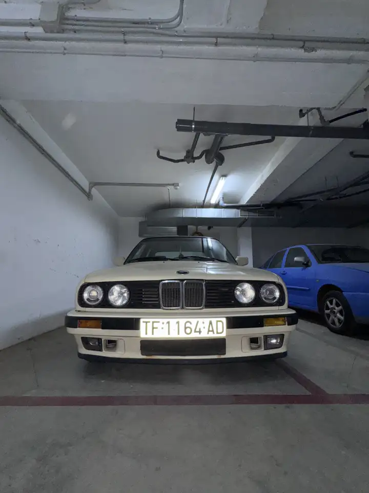BMW 318i, foto 5