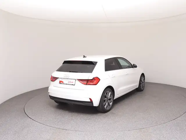 Audi A1 view 4