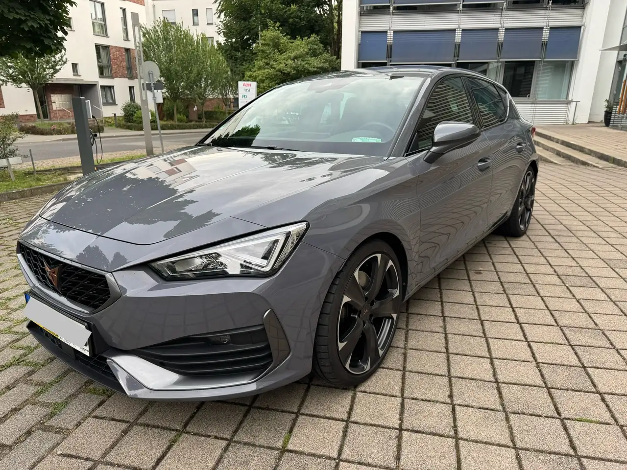 CUPRA Leon