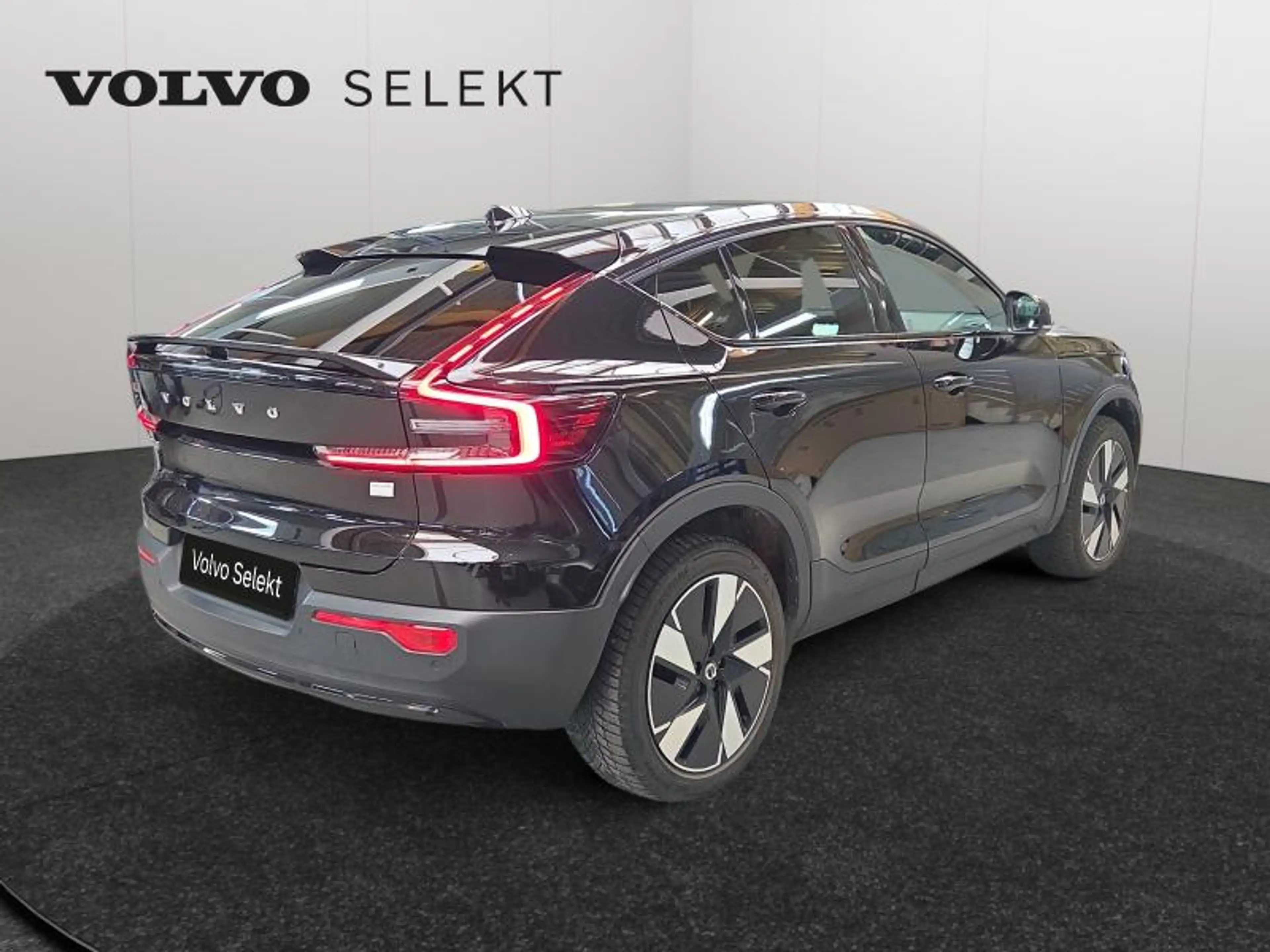 Volvo C40 Single Motor Extended Range / Electrique — photo 2