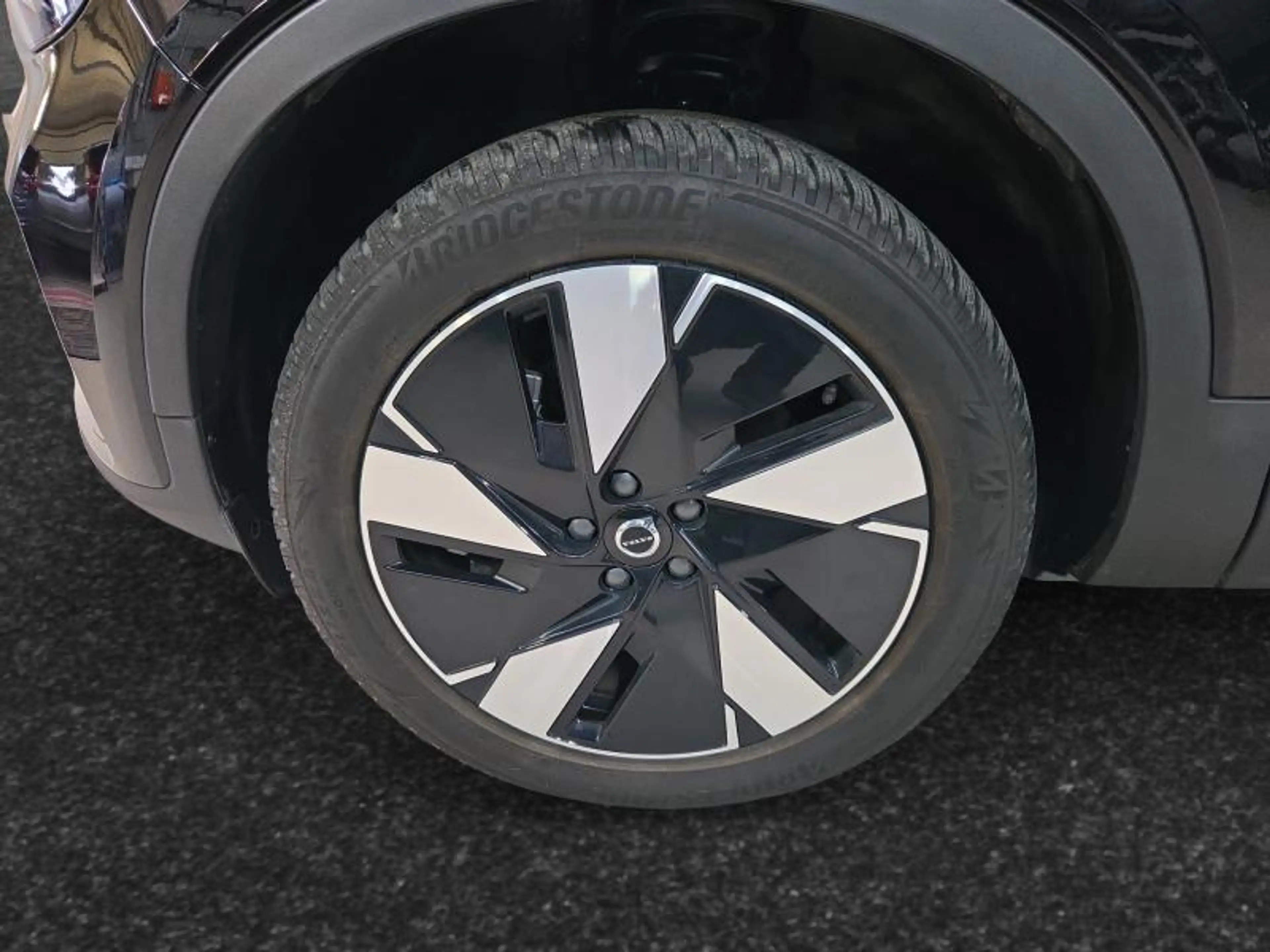 Volvo C40 Single Motor Extended Range / Electrique — photo 14