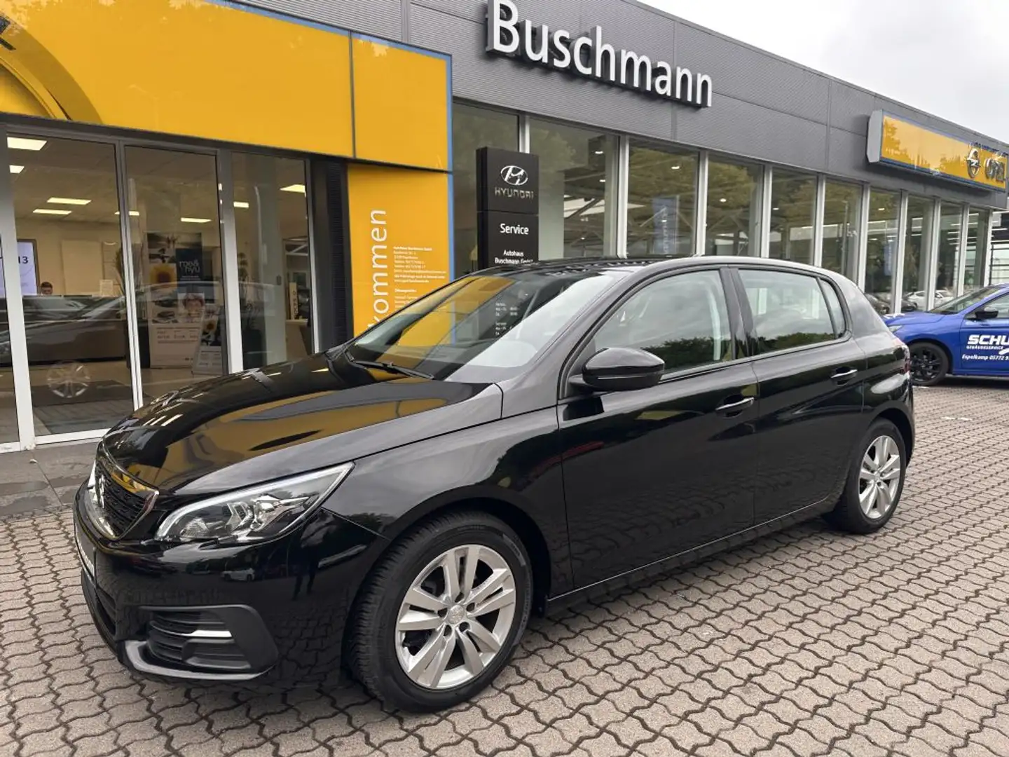 Peugeot 308 130 GPFActive +NAVI+AHK+ Negro - 1