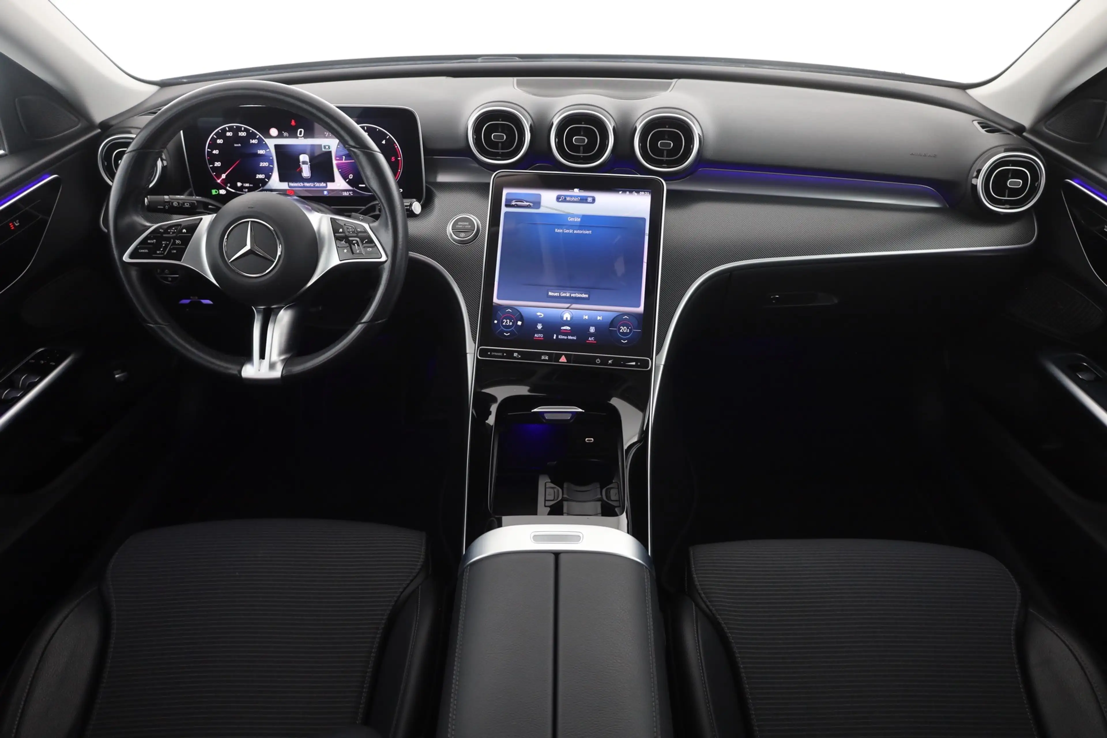 Mercedes-Benz C 220 C220d T Avantgarde LED Navi Sitzheizung Kamera — photo 9