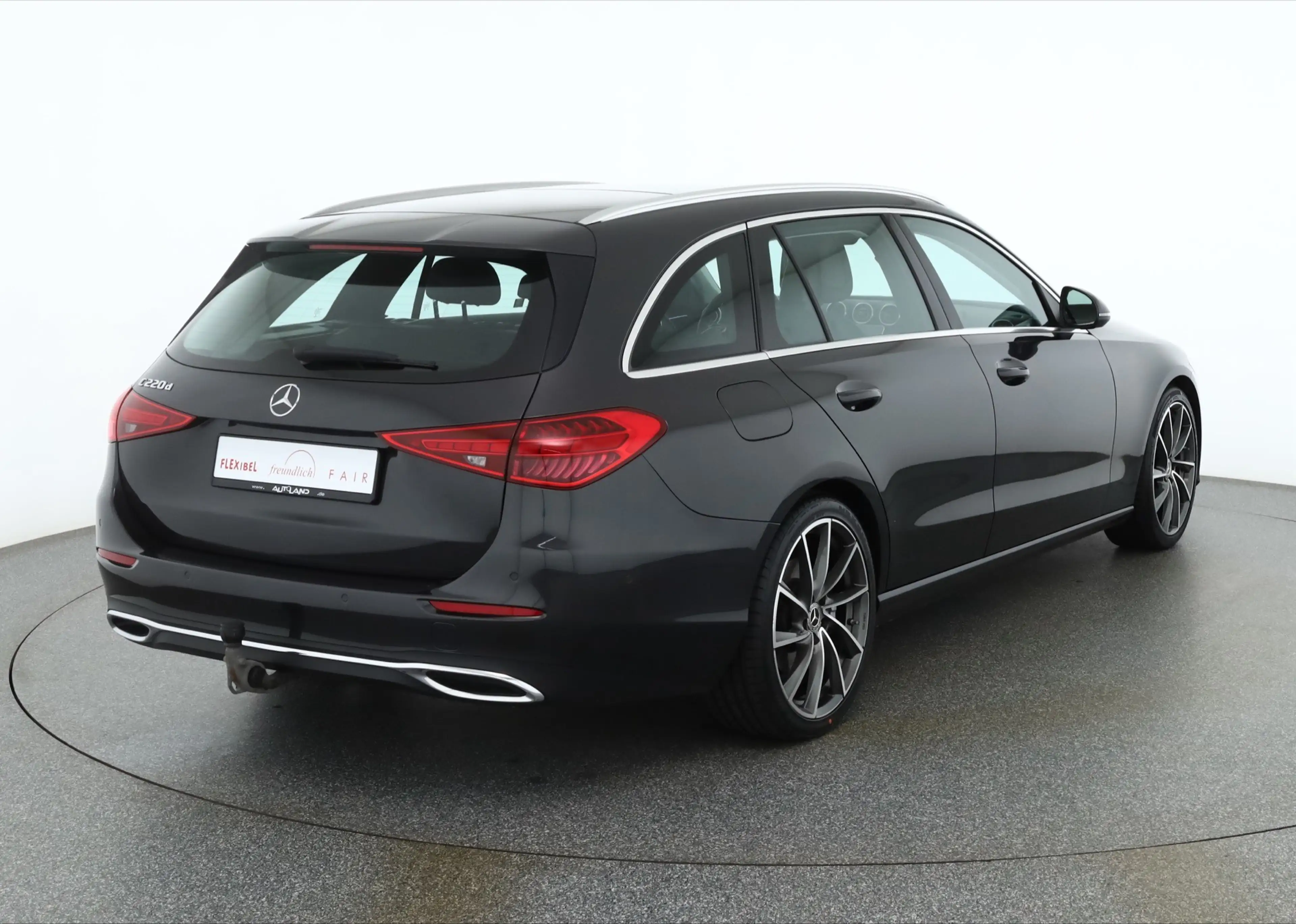 Mercedes-Benz C 220 C220d T Avantgarde LED Navi Sitzheizung Kamera — photo 5