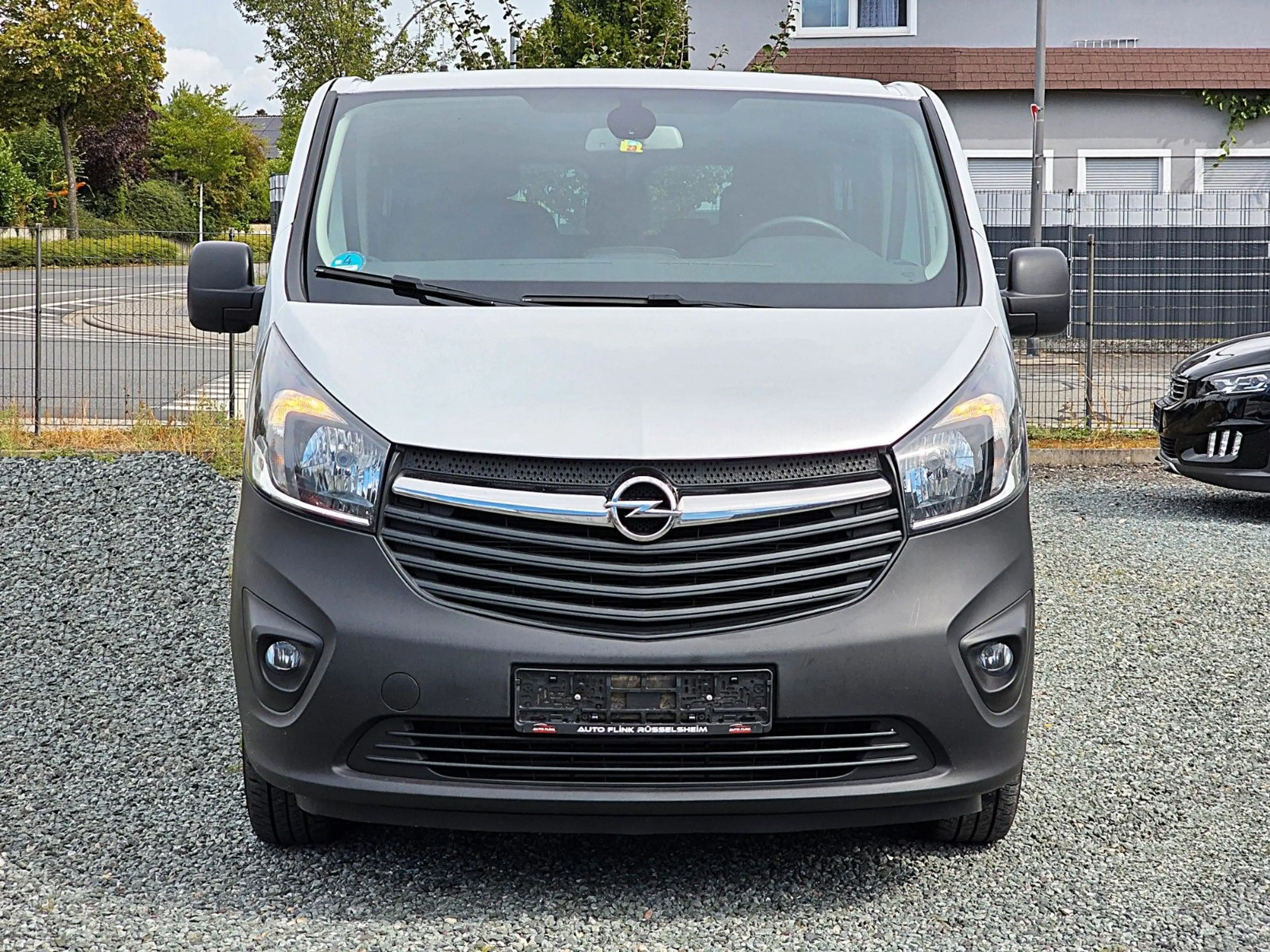 Opel Vivaro B L2H1 2,9t (1.HAND/KAMERA/AHK/8SITZER) — photo 2